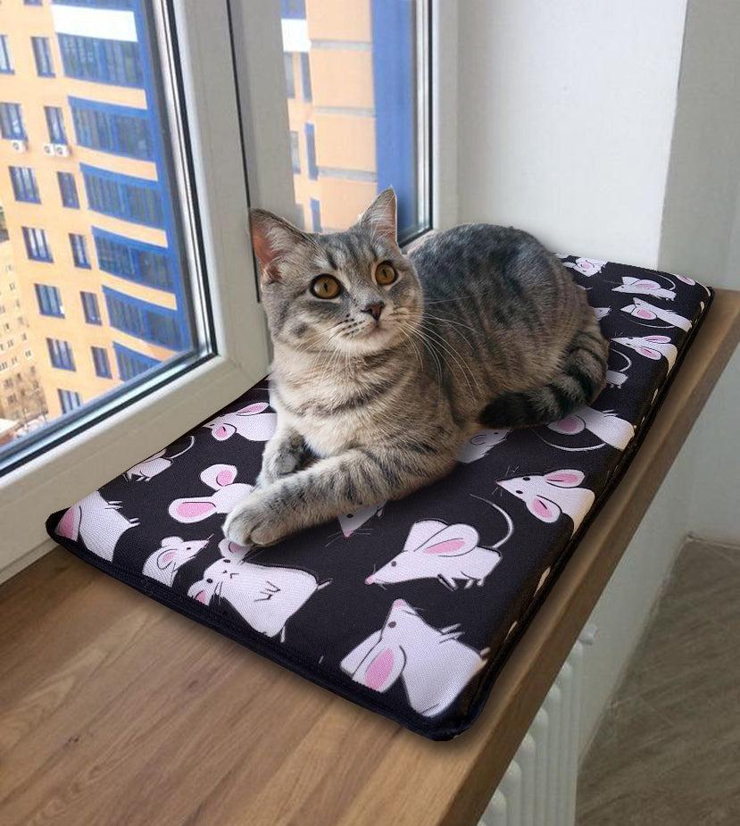 Cat pillow bed for window sill, parapeciak with print - Mouse
