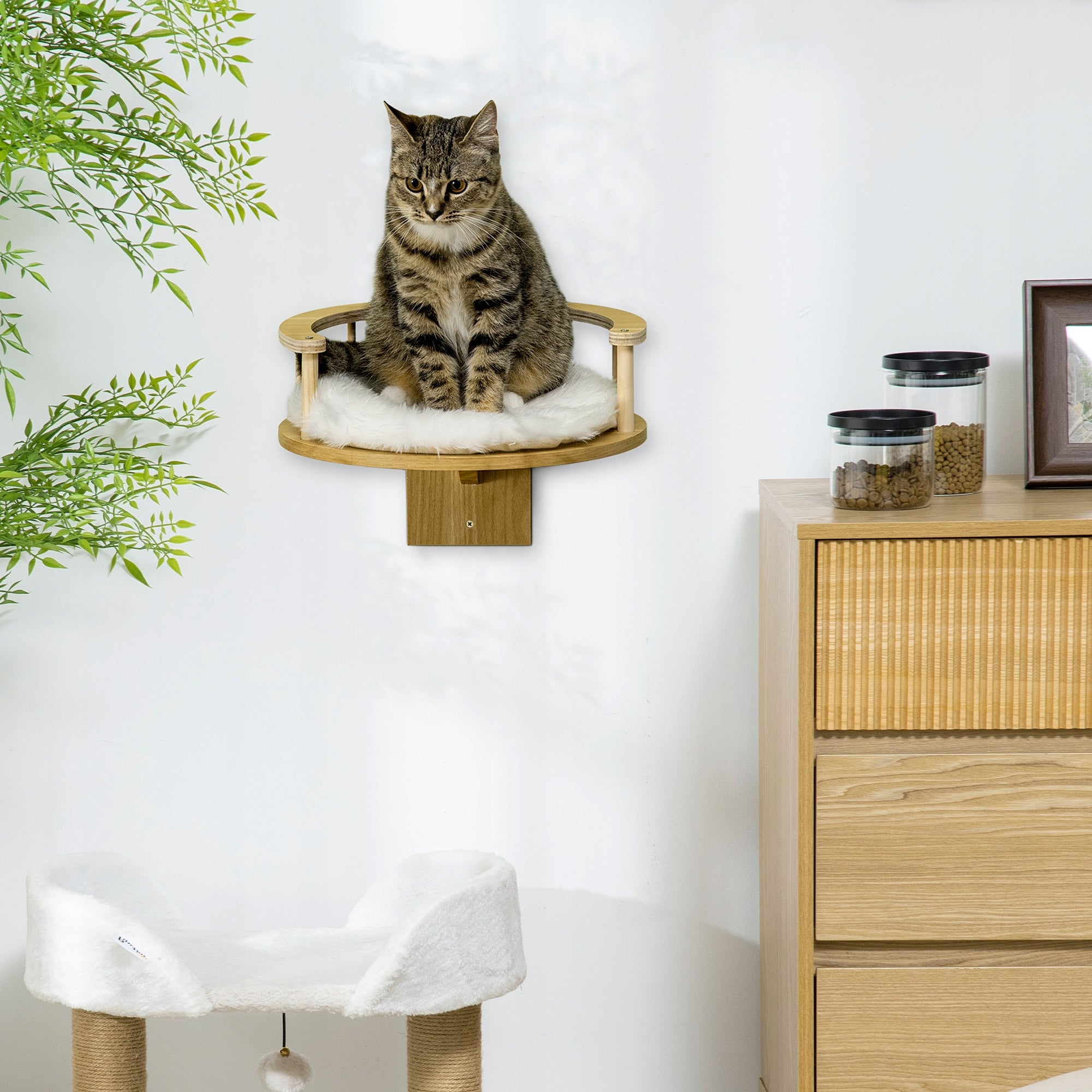 Cat wall lounger with padding 34L x 34W x 10, Kind bed