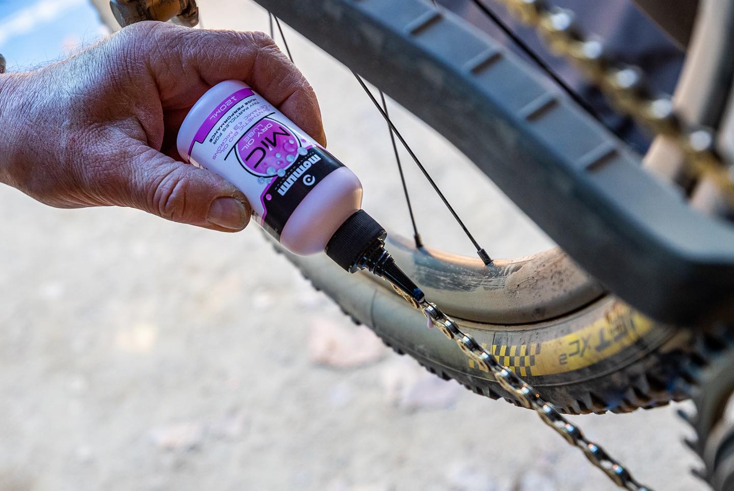 Ceramic Chain Oil Momum Mic Dry Oil Ceramic Lube 120ml Manufacturer code 8437018972142