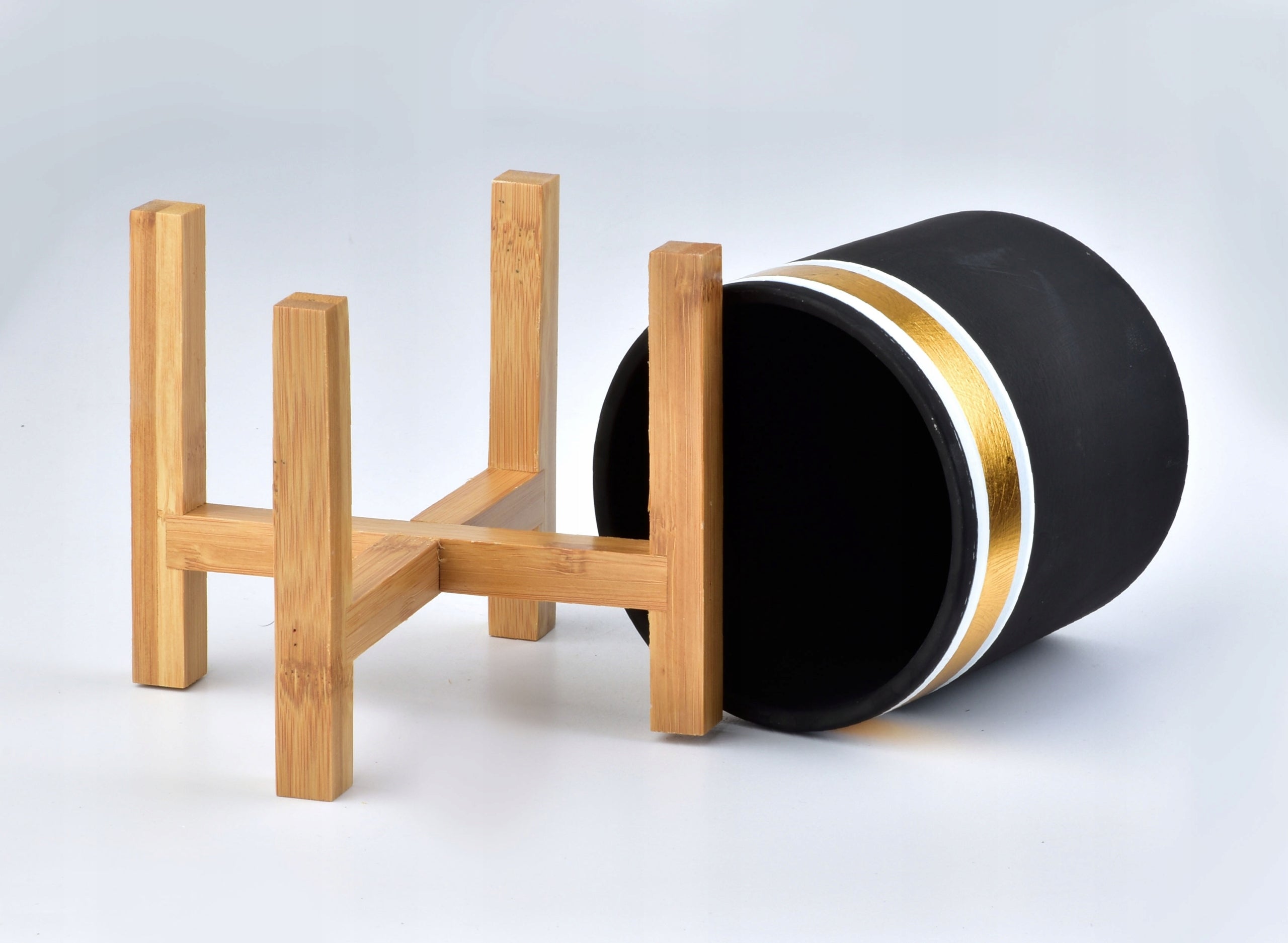 Ceramic flower pot black with gold piping Mondex 16,2 cm x 16,5 x 14 cm Packaging status original