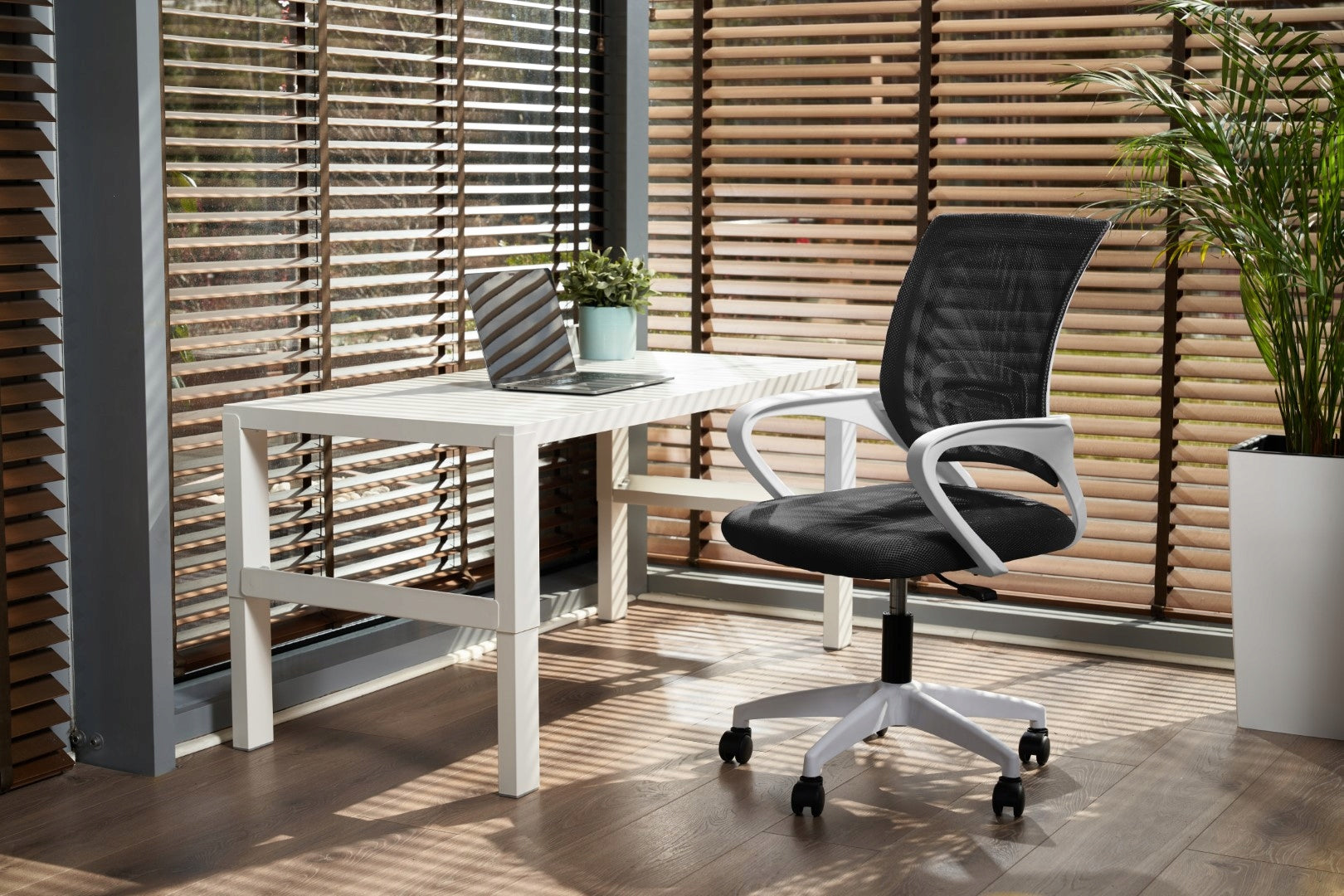 Chair SMART black Brand Jumi