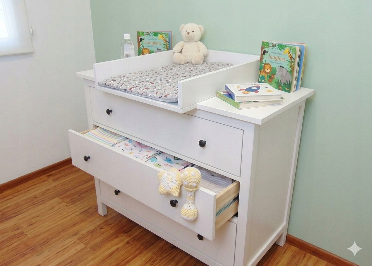 Changing table for cot cover for each chest of drawers UNIVERSAL (70x50 cm) Packaging status original