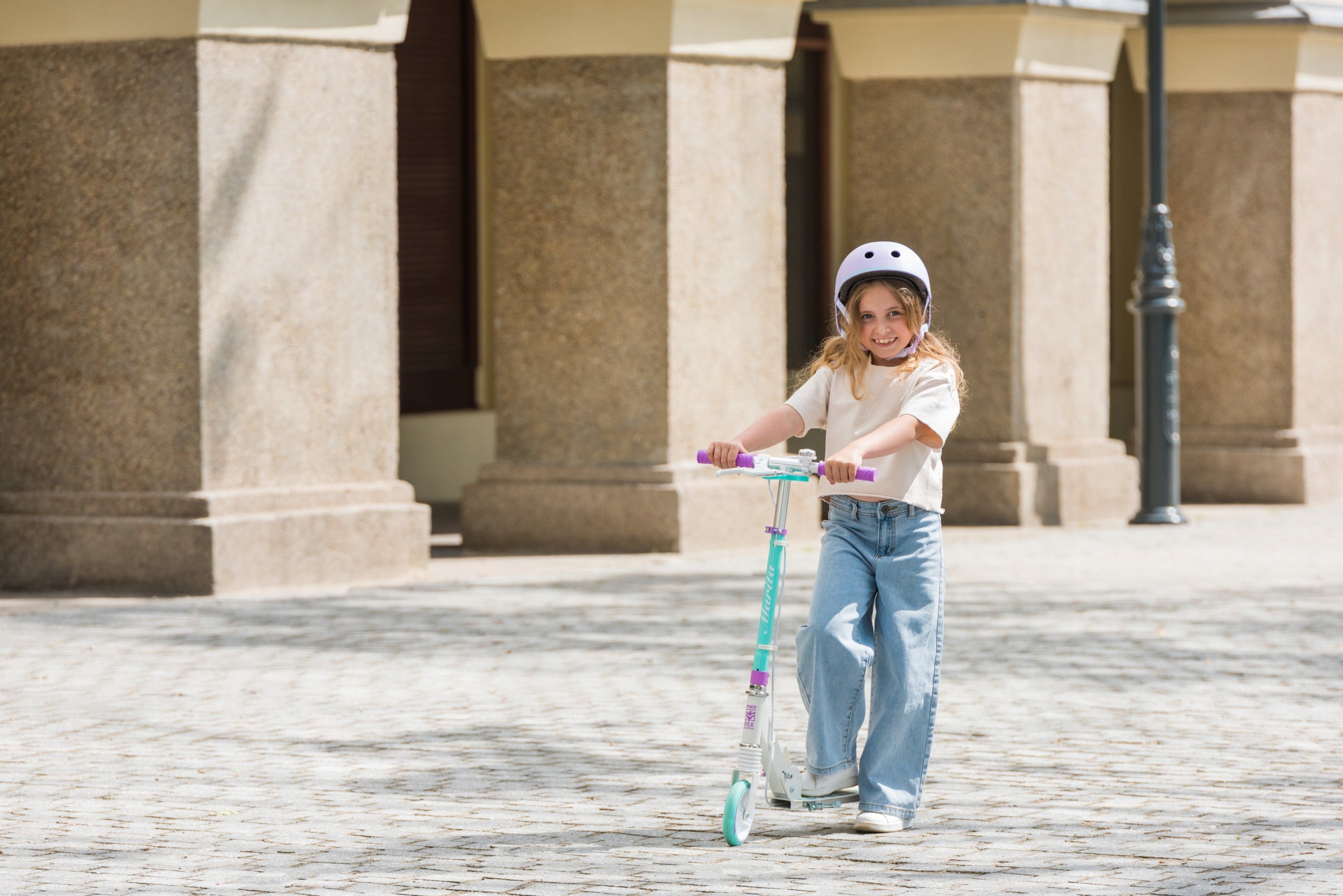 Children's scooter RAVEN Marita 145mm with shock absorber brake and bell Brand Raven