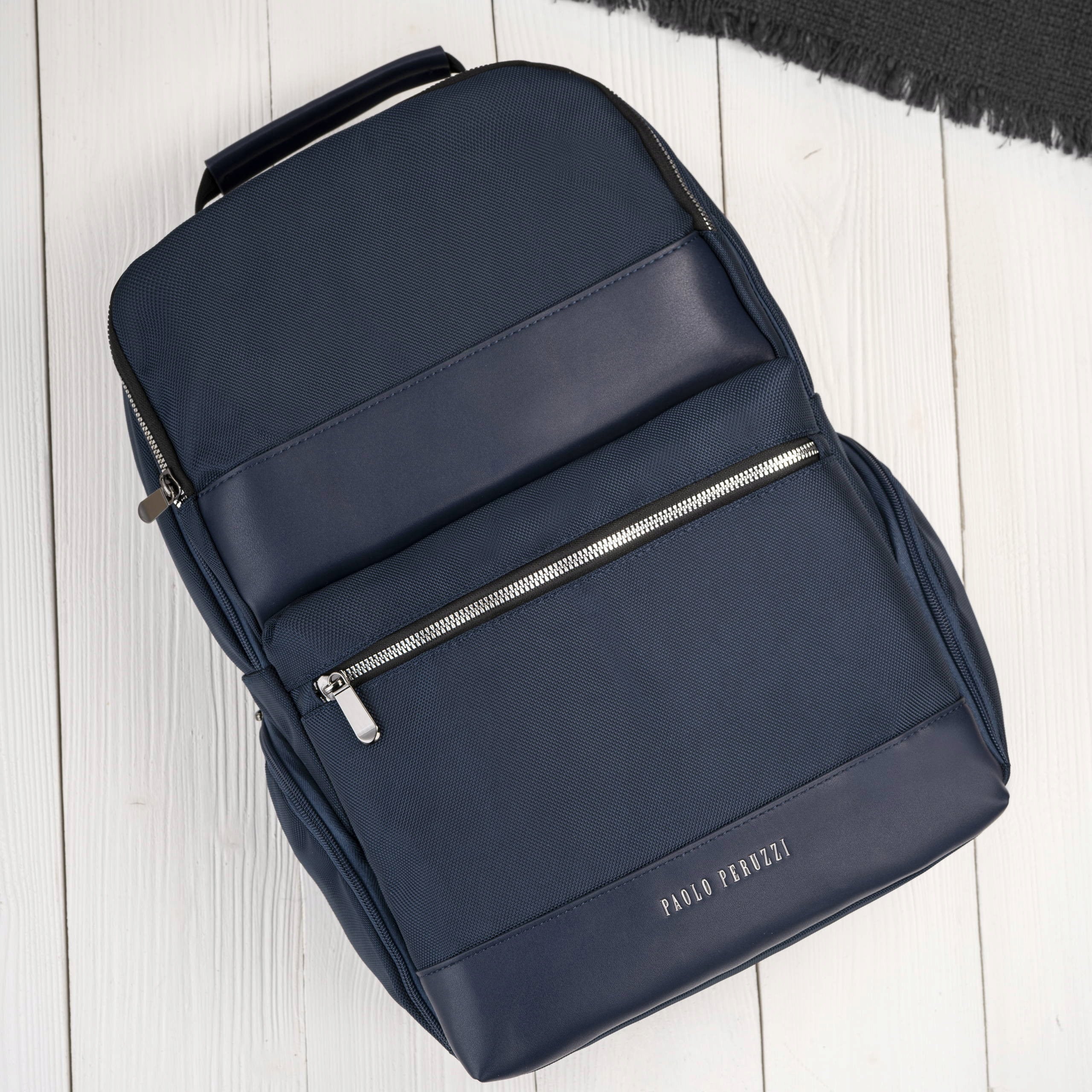 City backpack material navy blue lightweight universal large Paolo Peruzzi Packaging status original