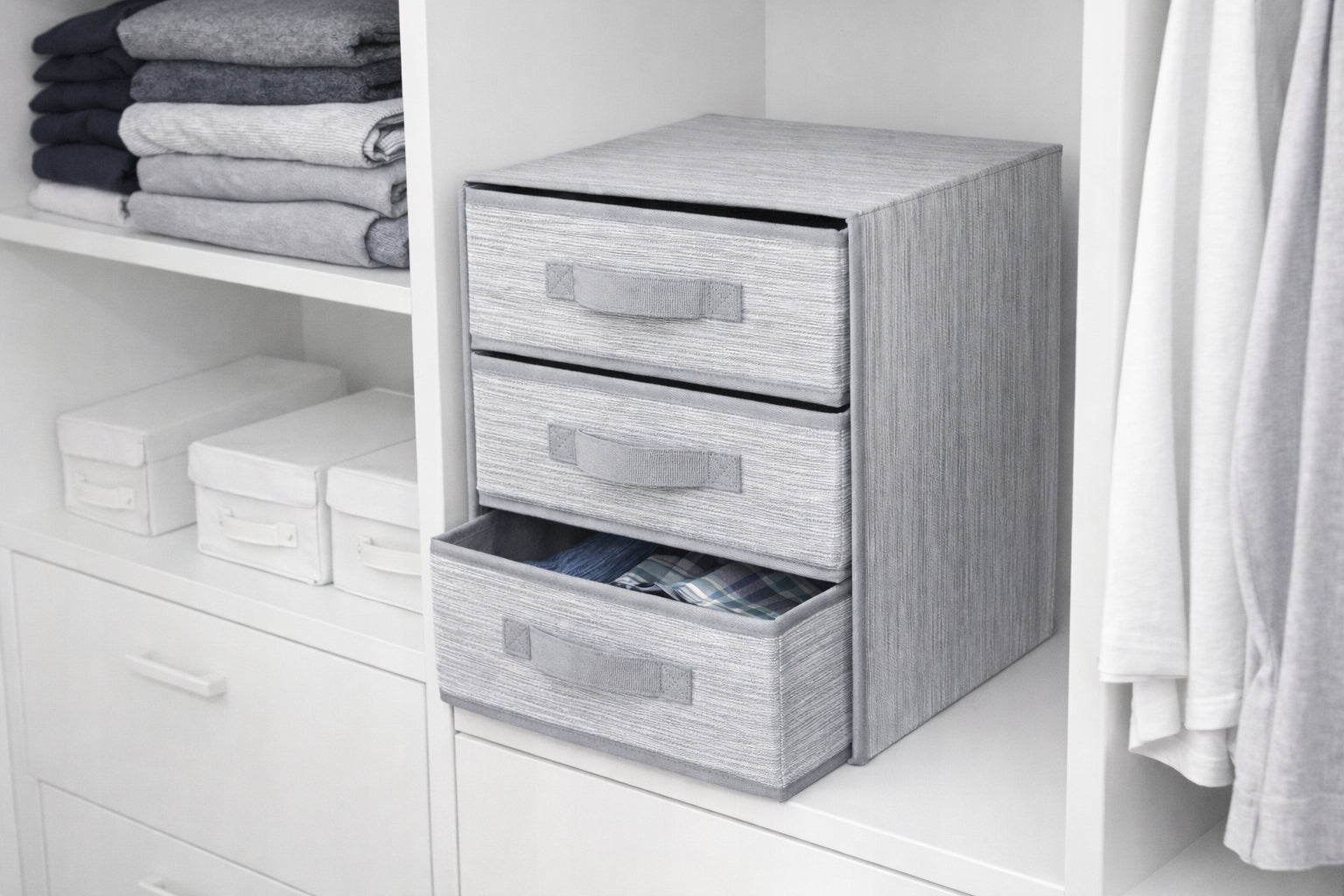 Closet organizer with 3 drawers - for underwear, clothes, accessories Kind wardrobe organizer
