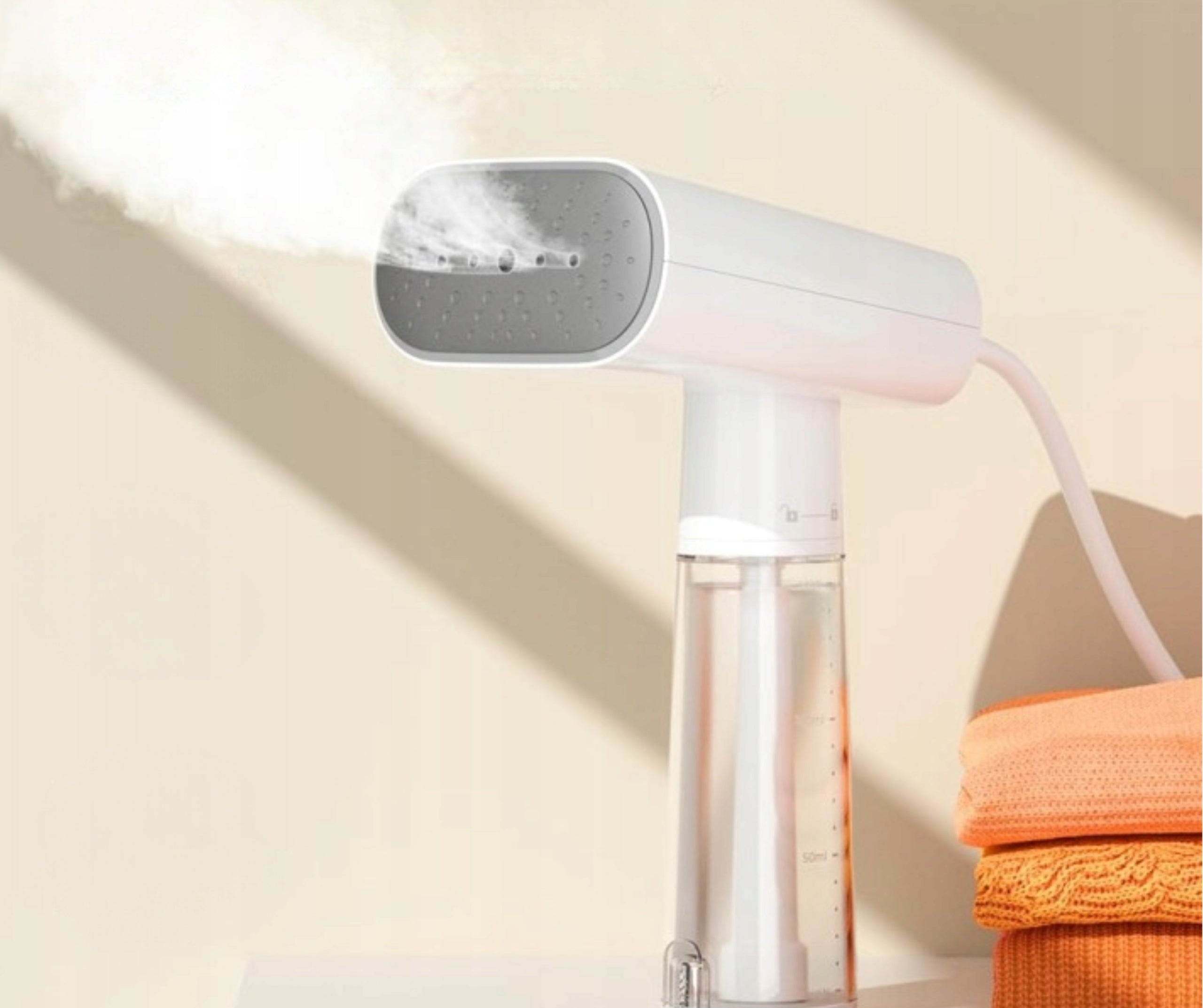 Clothes Steamer 1000W Steamer Handheld Vertical Travel Iron Maximum steam pressure 0.35 bar
