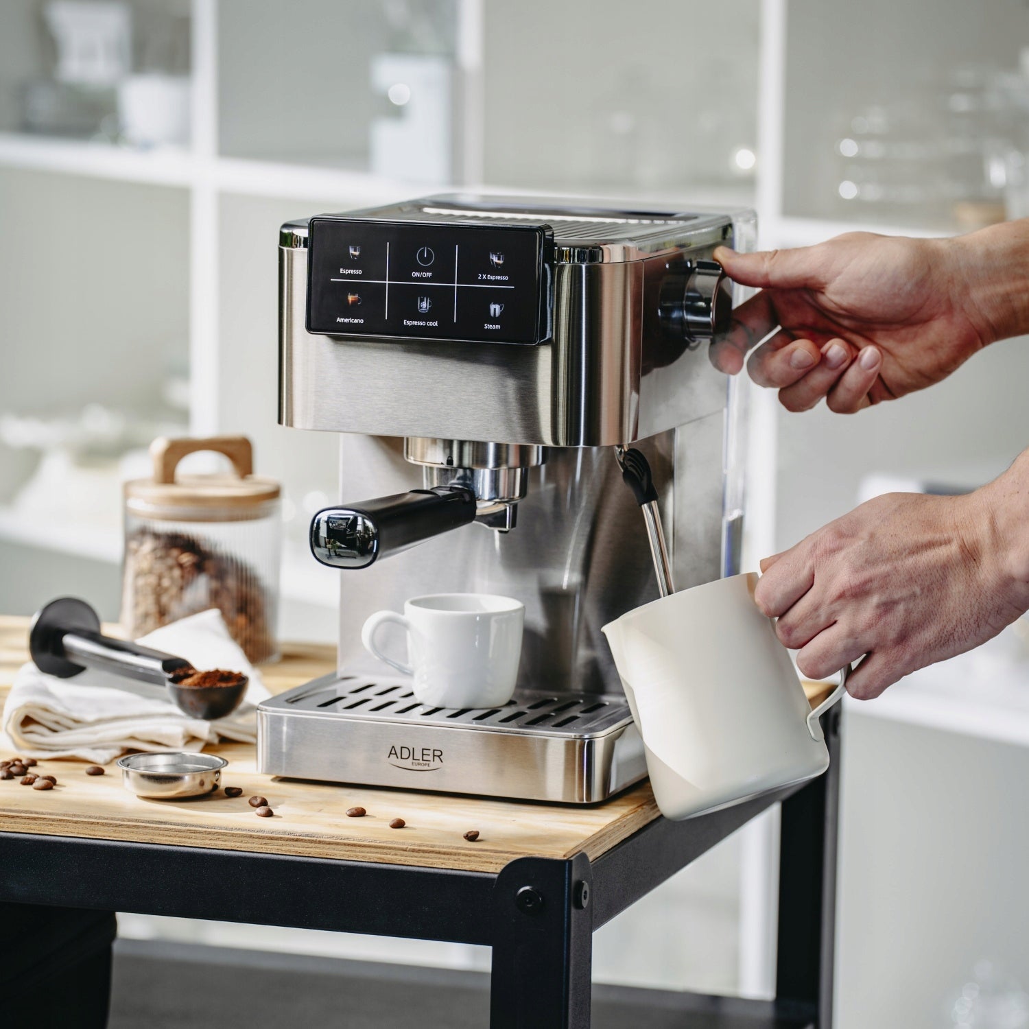 Cob Pressure Coffee Maker Powerful 20 Bar LCD Thermoblock Foamer Machine type pump