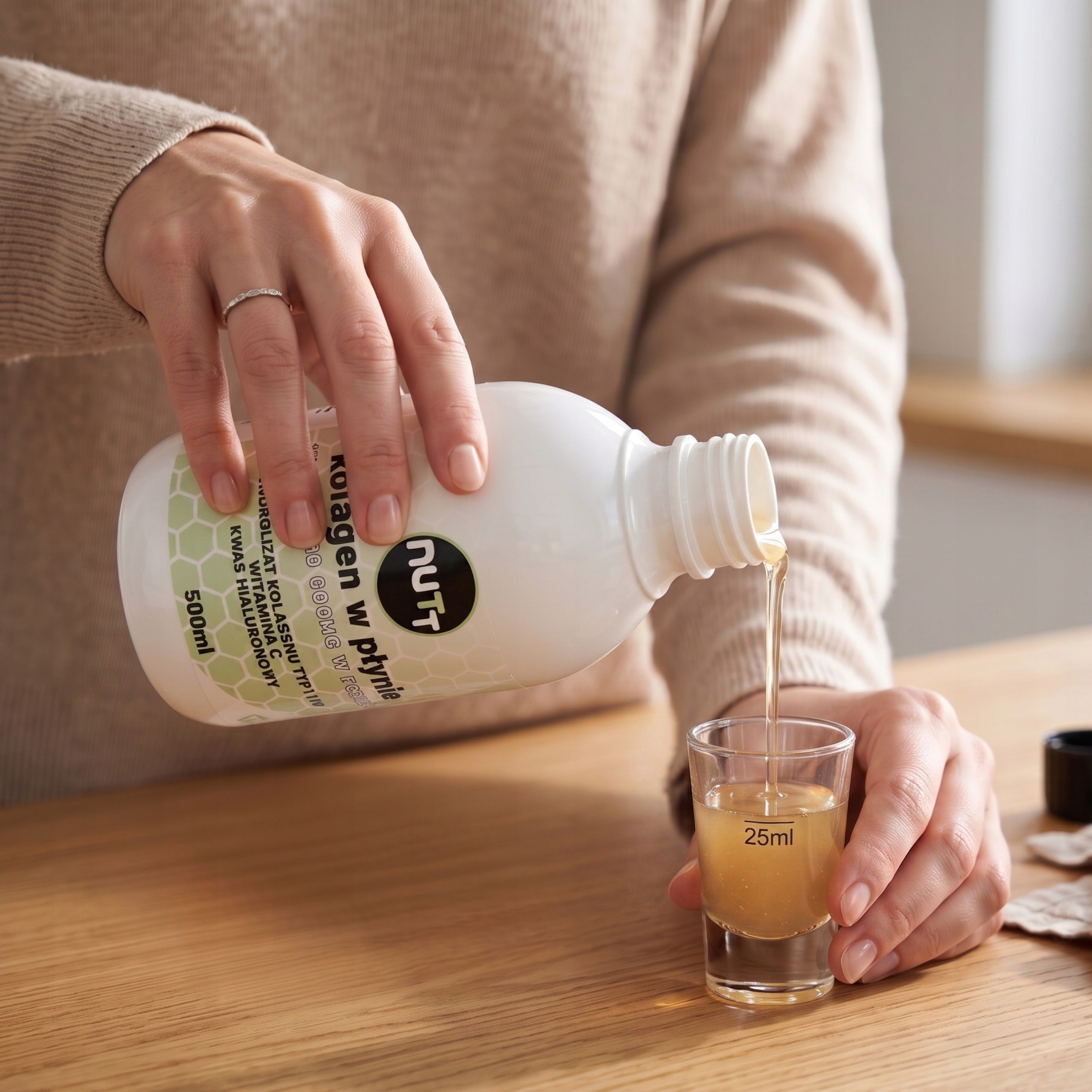Collagen for joints for drinking 500 ml in Liquid SHOTy Hair Skin NUTT Expiration date not specified
