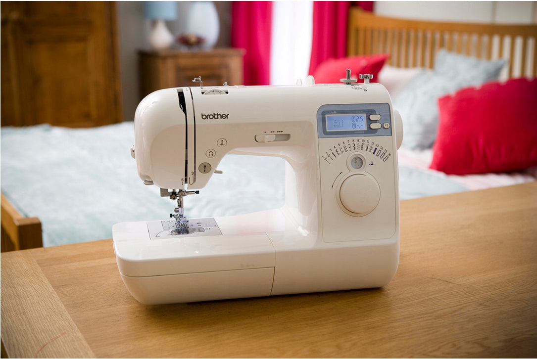 Computer sewing machine Brother NV15 + sewing courses Model NV15