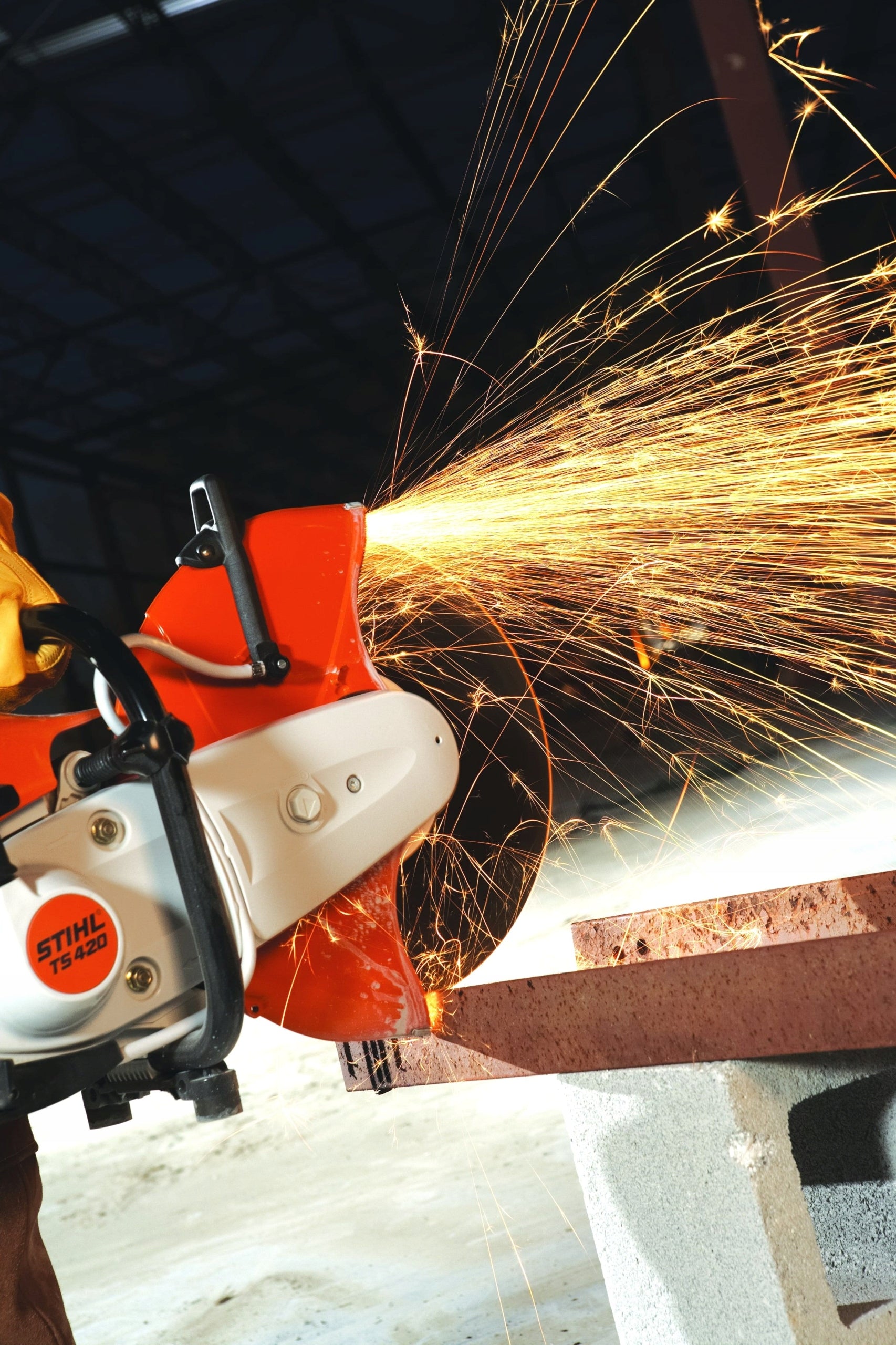 Concrete combustion cutter STIHL TS 420 4,4 HP Disc diameter 350 mm