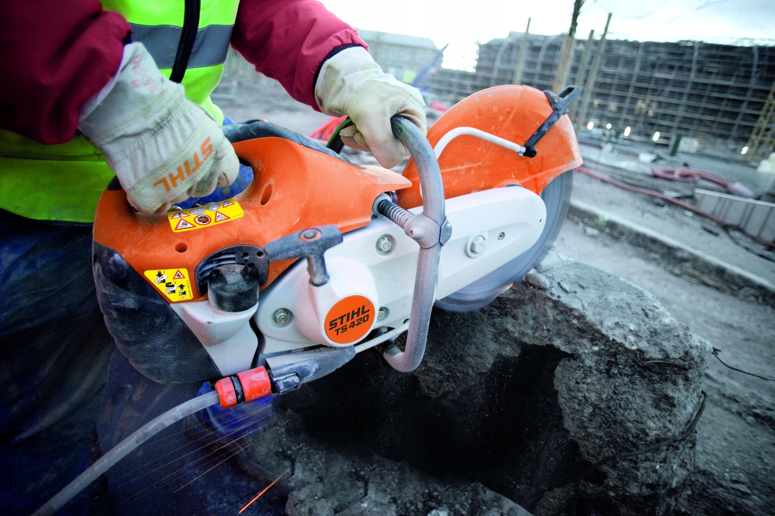 Concrete combustion cutter STIHL TS 420 4,4 HP Series TS 420