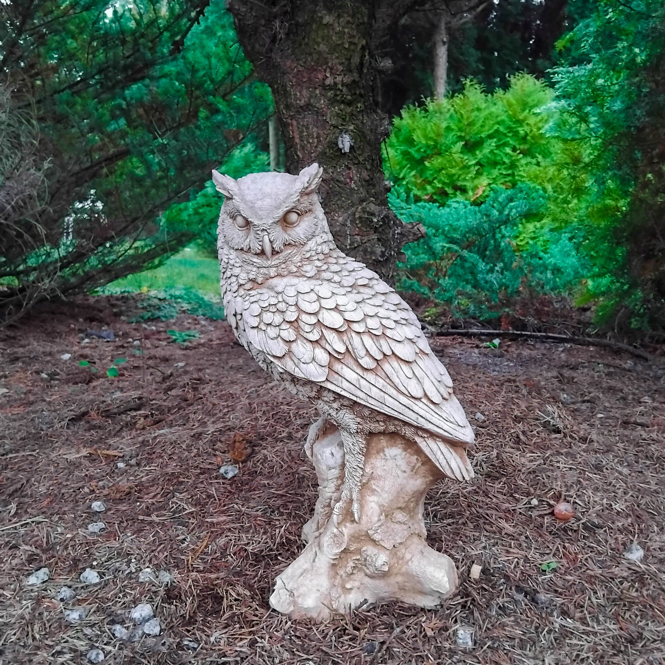 Concrete garden figure - SOWA ornament frost-resistant sculpture figure decoration