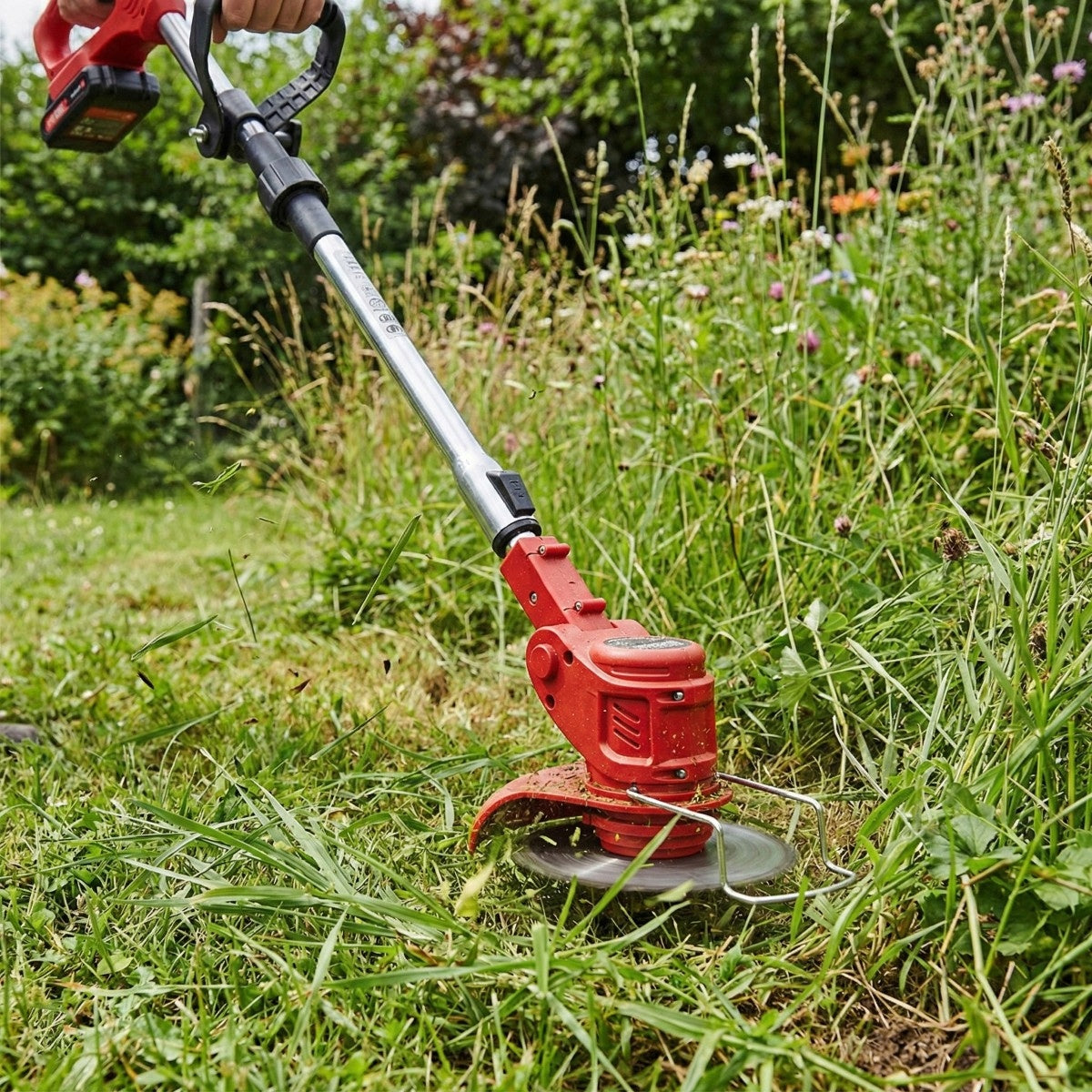 Cordless Brush Cutter 20V 800W 2x2,0Ah Scythe 15cm Electric Brush Cutter Packaging status original