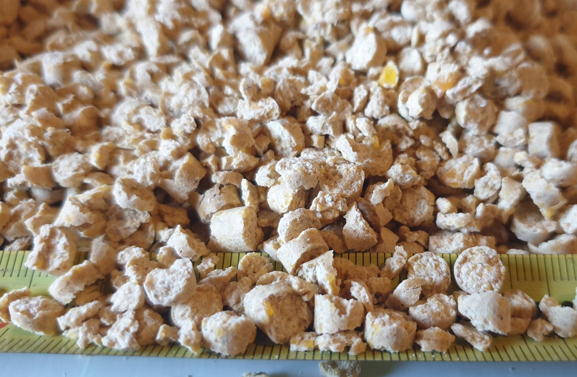 Corn cat litter clumping mixture of all fractions 8,6L Manufacturer code ZBR 5kg