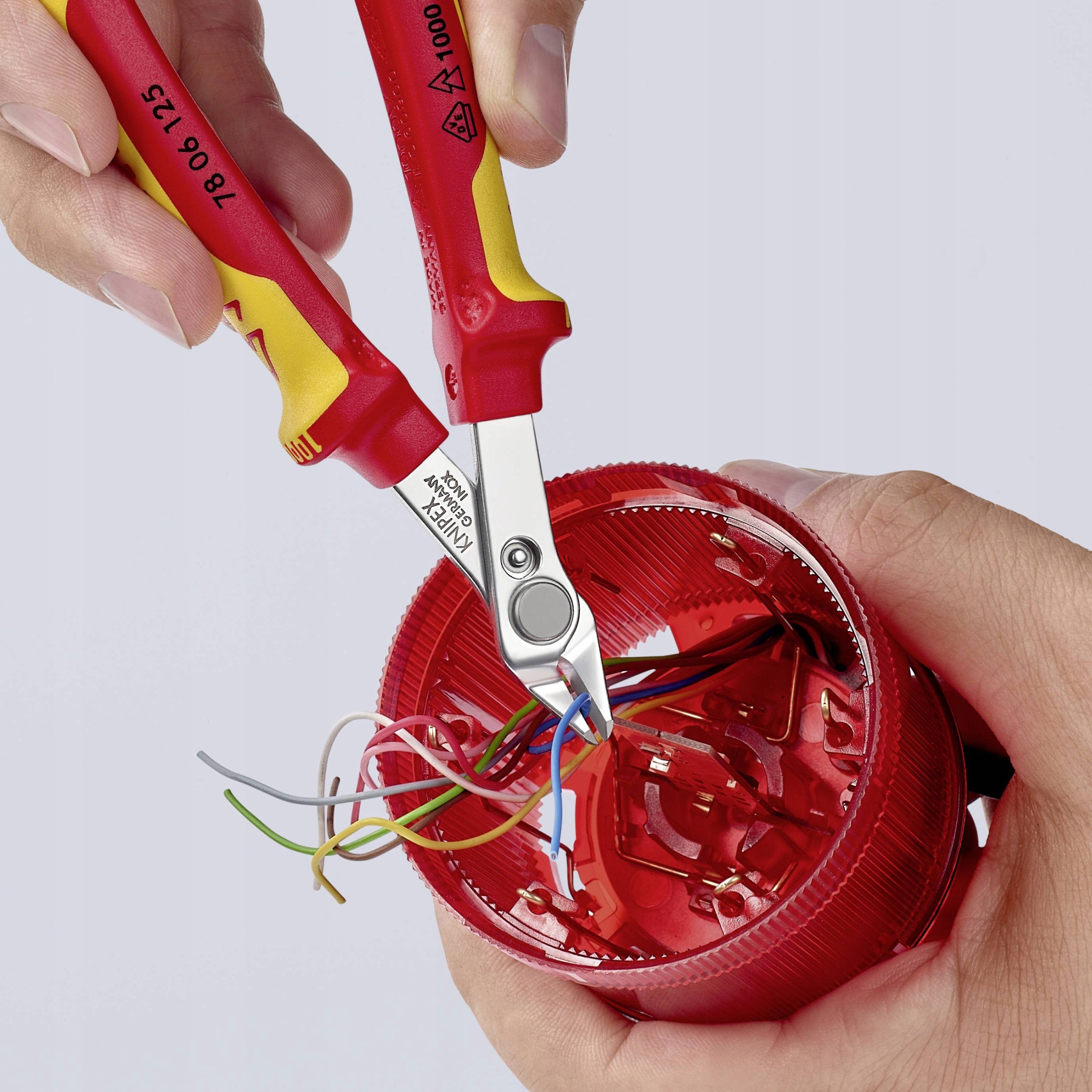 Cutting pliers scissors electronic Super VDE 125mm Knipex Manufacturer code 78 06 125