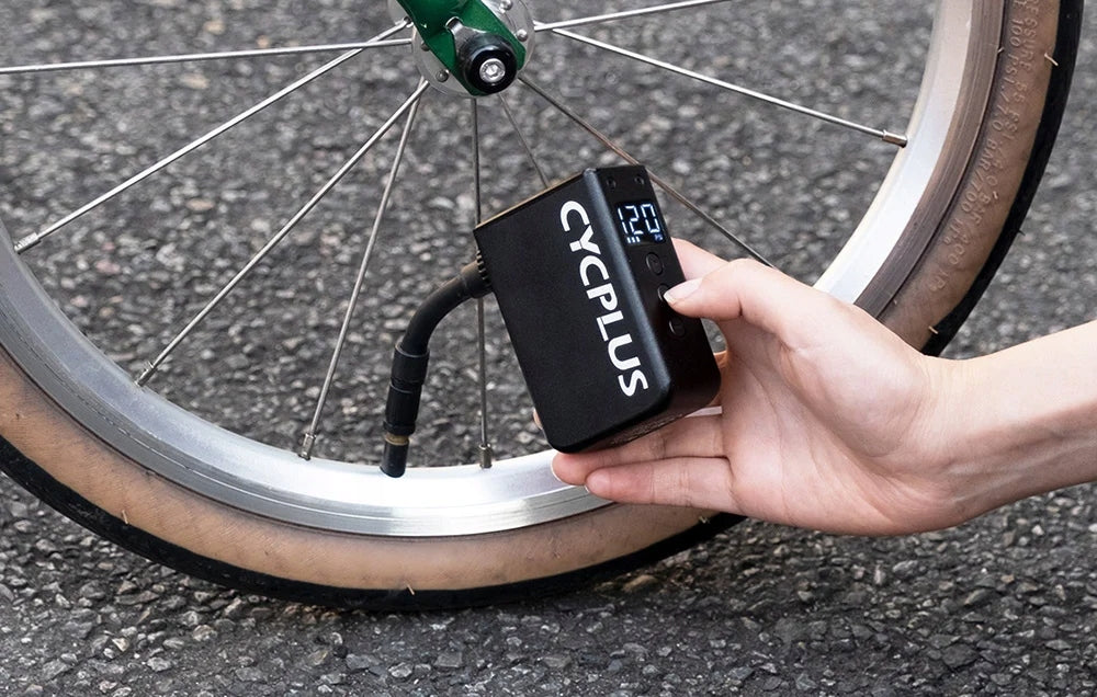 Cycplus AS2 Pro Max Mini Electric Pump 120 PSI LED USB-C Bike 600 mAh Dominant material aluminum
