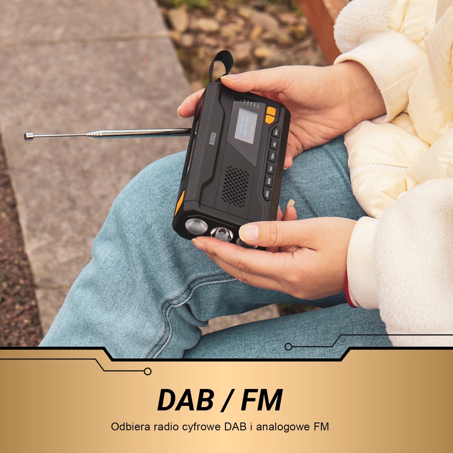 DAB Radio Bluetooth Solar Survival Flashlight SOS Powerbank August MB290 EAN (GTIN) 5053047010179