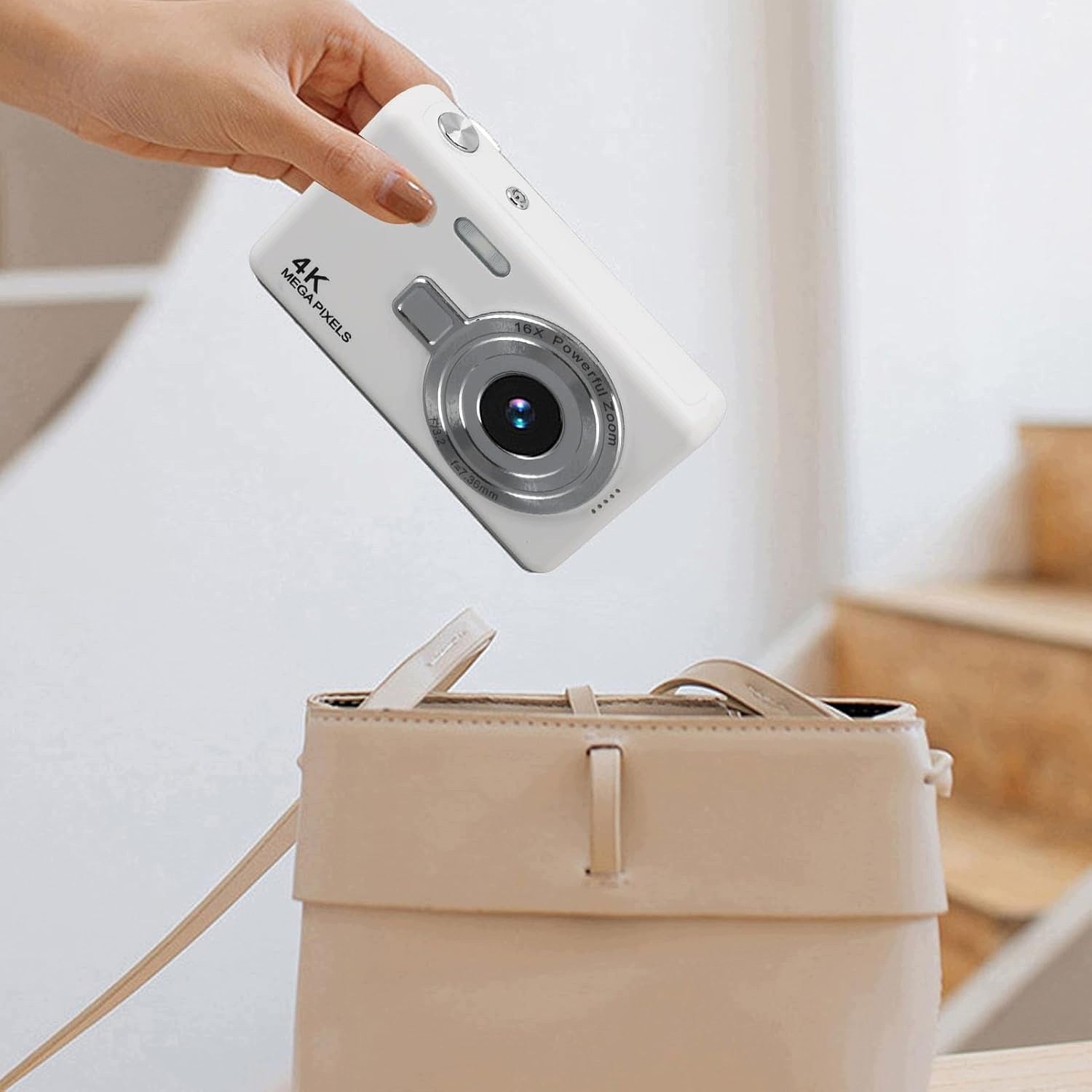 DIGITAL CAMERA 12MP 1080P 16X ZOOM SCREEN 2,4" VLOGGING Resolution 0 Mpx