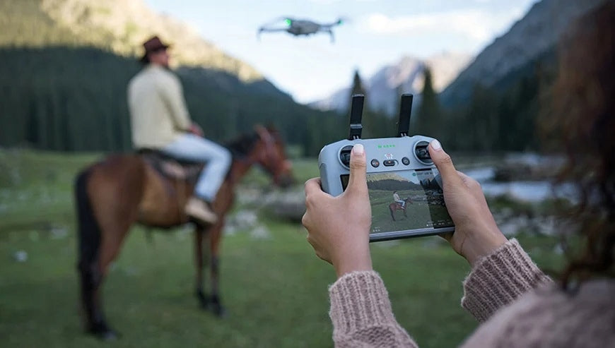 DJI Mini 4 Pro FLY MORE COMBO (RC 2) DRONE Manufacturer code CP.MA.00000735.01