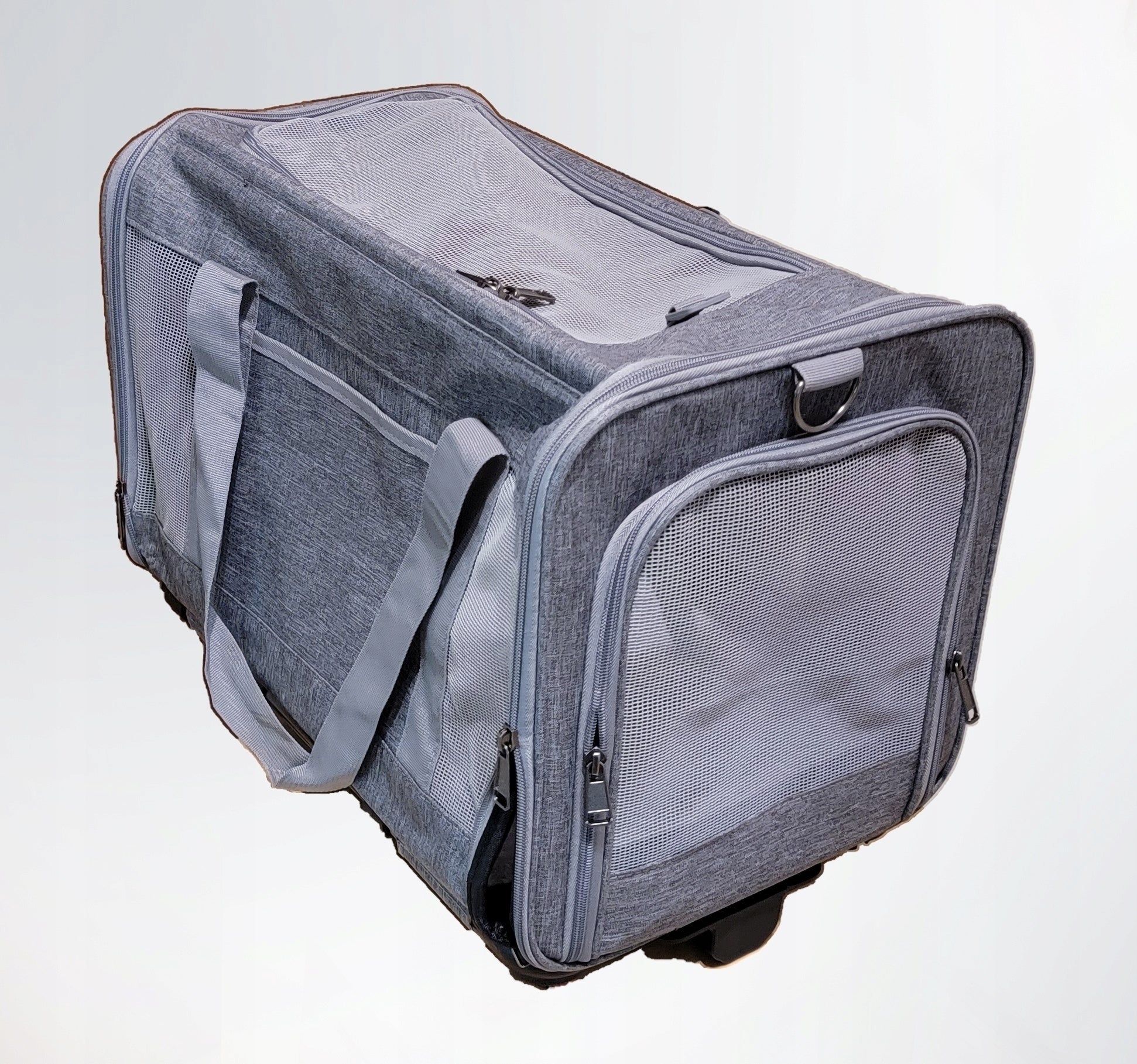 DOG CAT TRANSPORTER CARRY BAG WITH WHEELS Additional features large air vents foldable