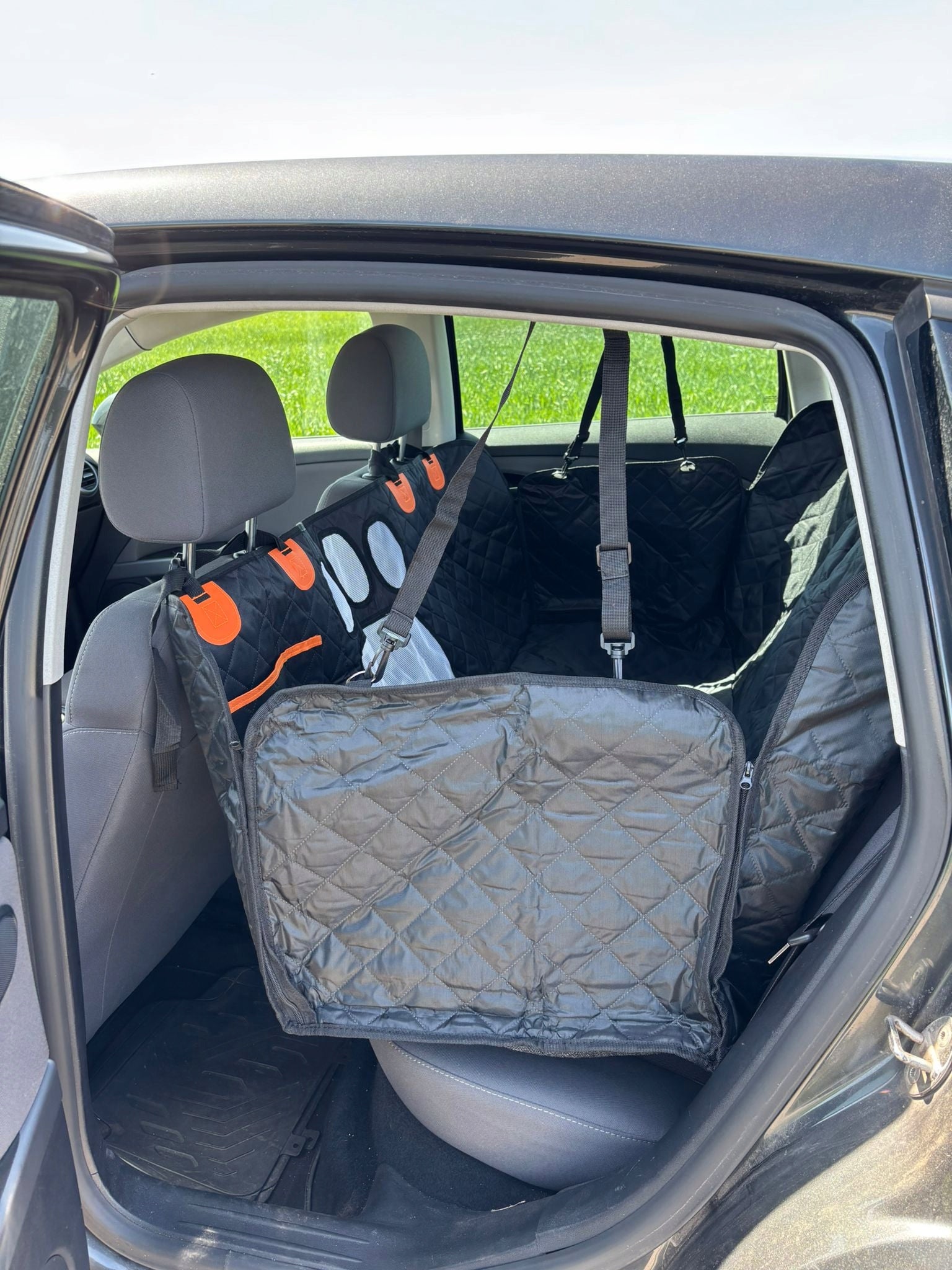 DOG MAT FOR CAR UNIVERSAL REINFORCED CHAIR TRUNK COUCH Manufacturer code Mata dla psa do samochodu