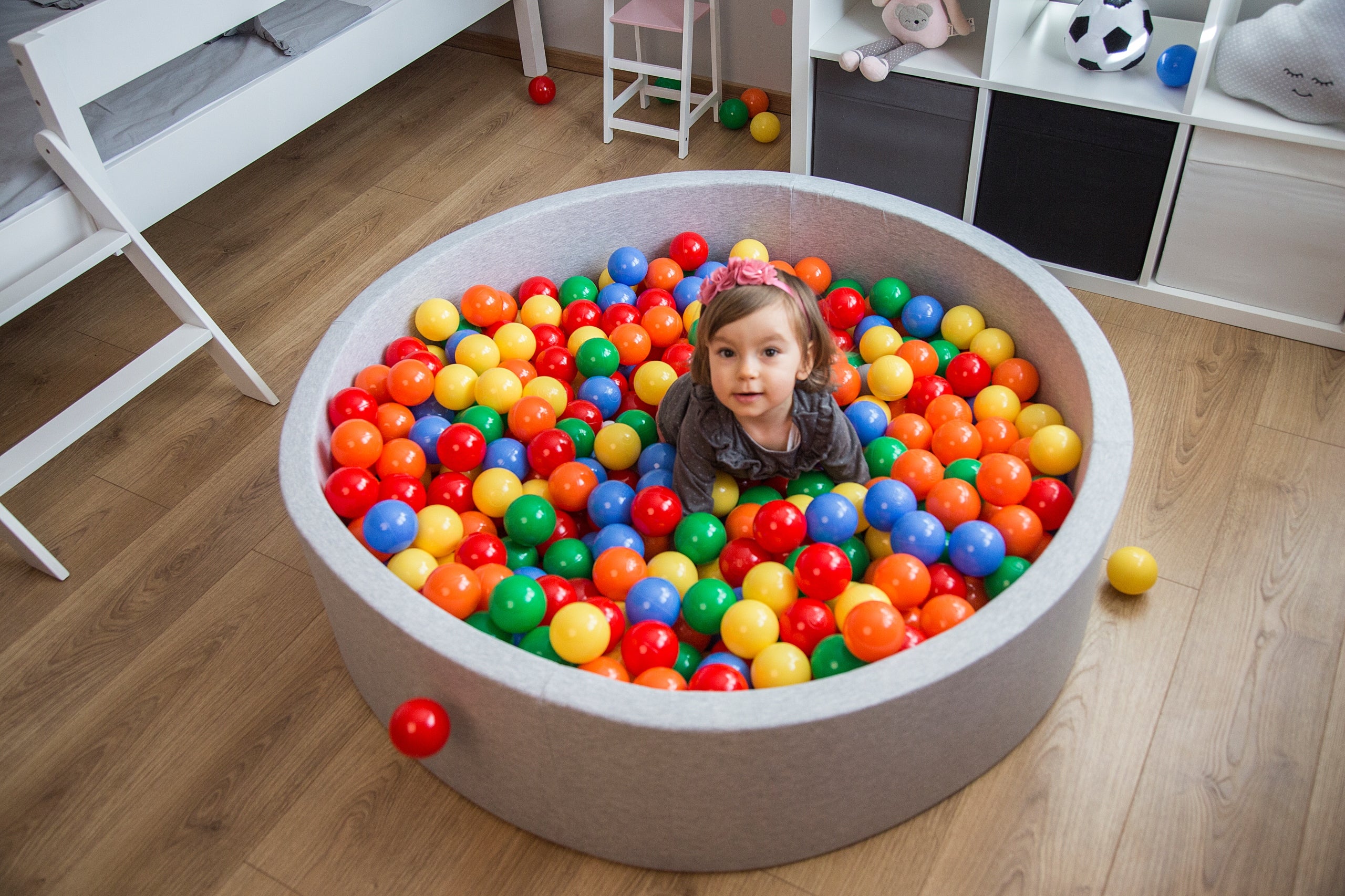 DRY POOL LARGE 120x30 round 300 balls light grey Color gray
