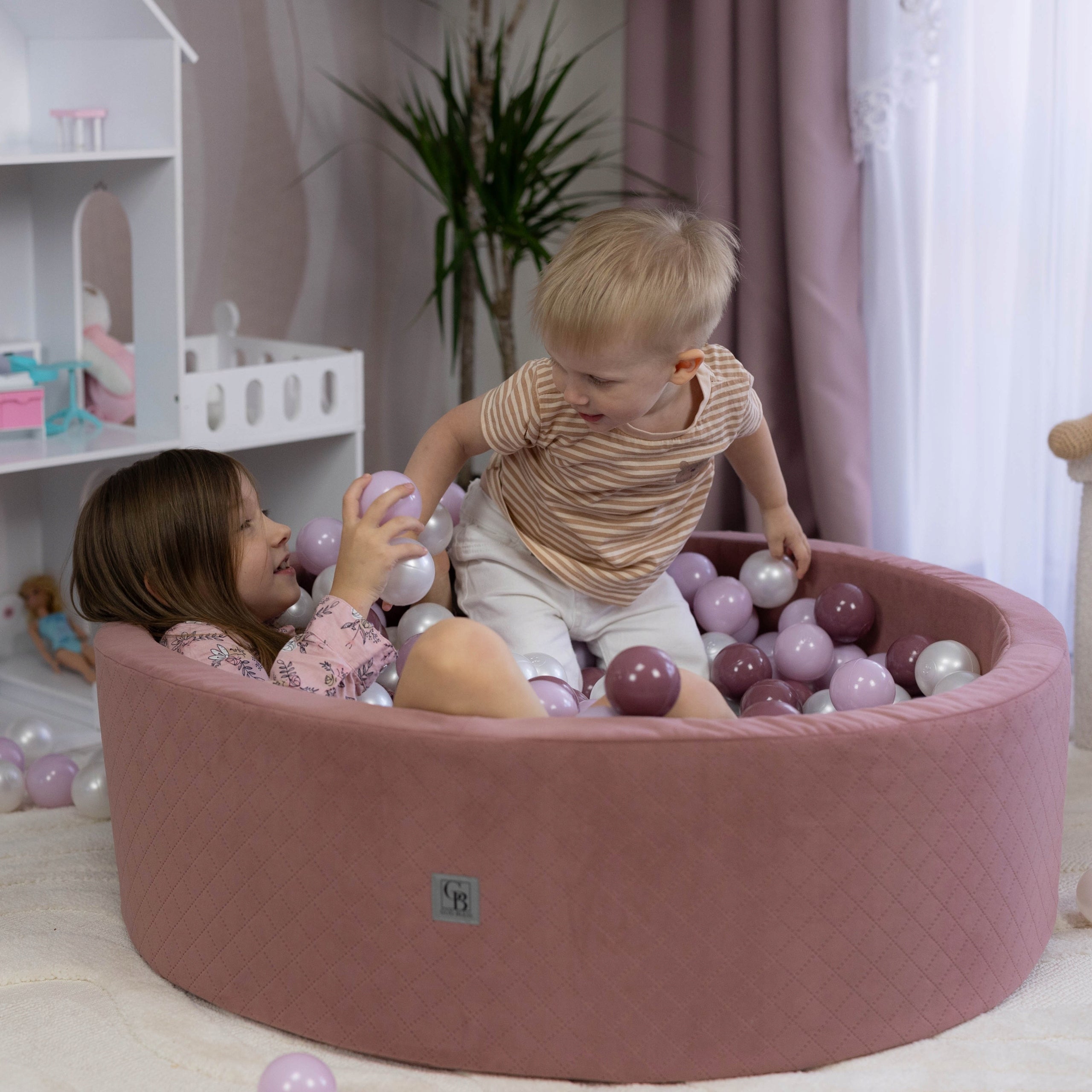 DRY POOL PLAYPEN WITH BALLS FOR CHILDREN FOR ROOM 6COLORS 200BALLS Kid's age 6+ months