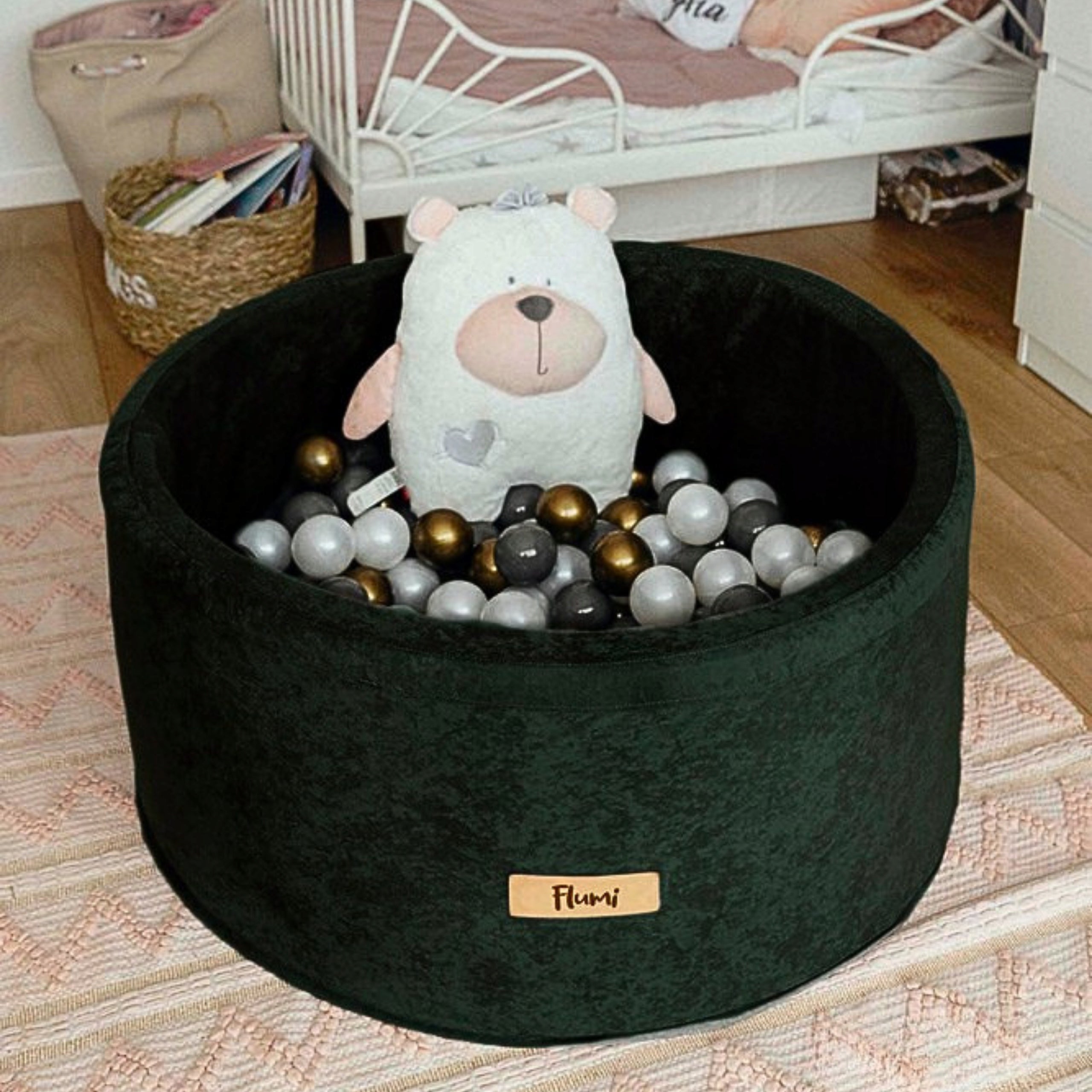 DRY POOL WITH BALLS 200 BALLS 90X40 WITH THE INSCRIPTION FREEBIE COLORS FLUMI Brand Flumi