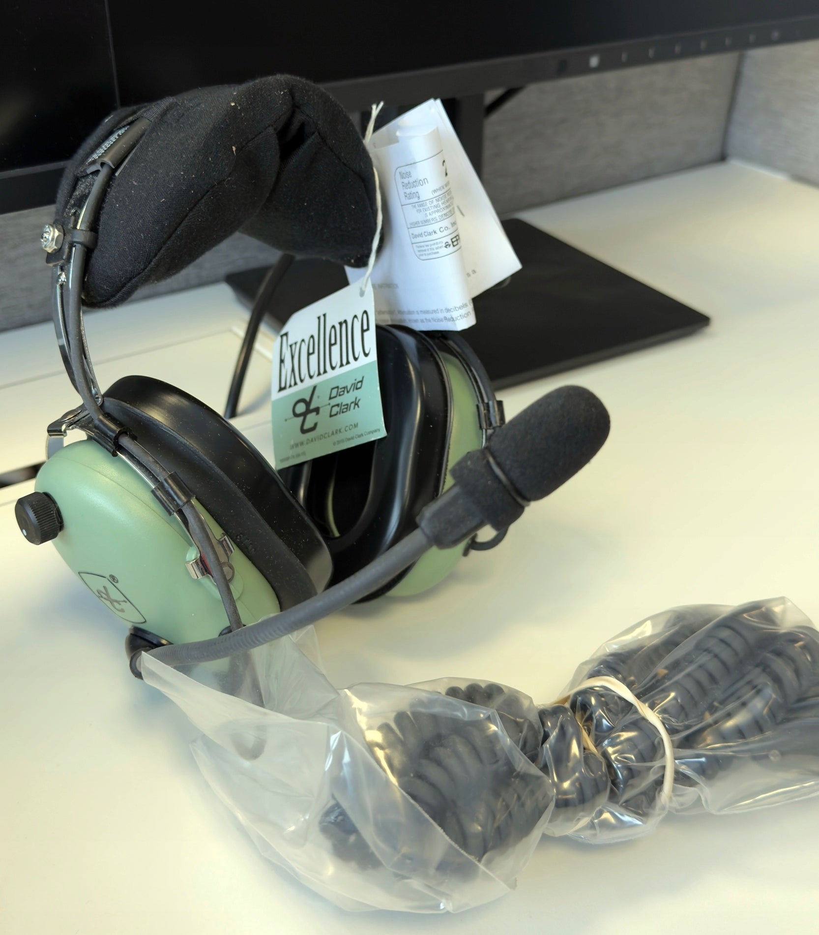David Clark heavy duty, noise attenuating headsets H-PC (pn:40642G-04)