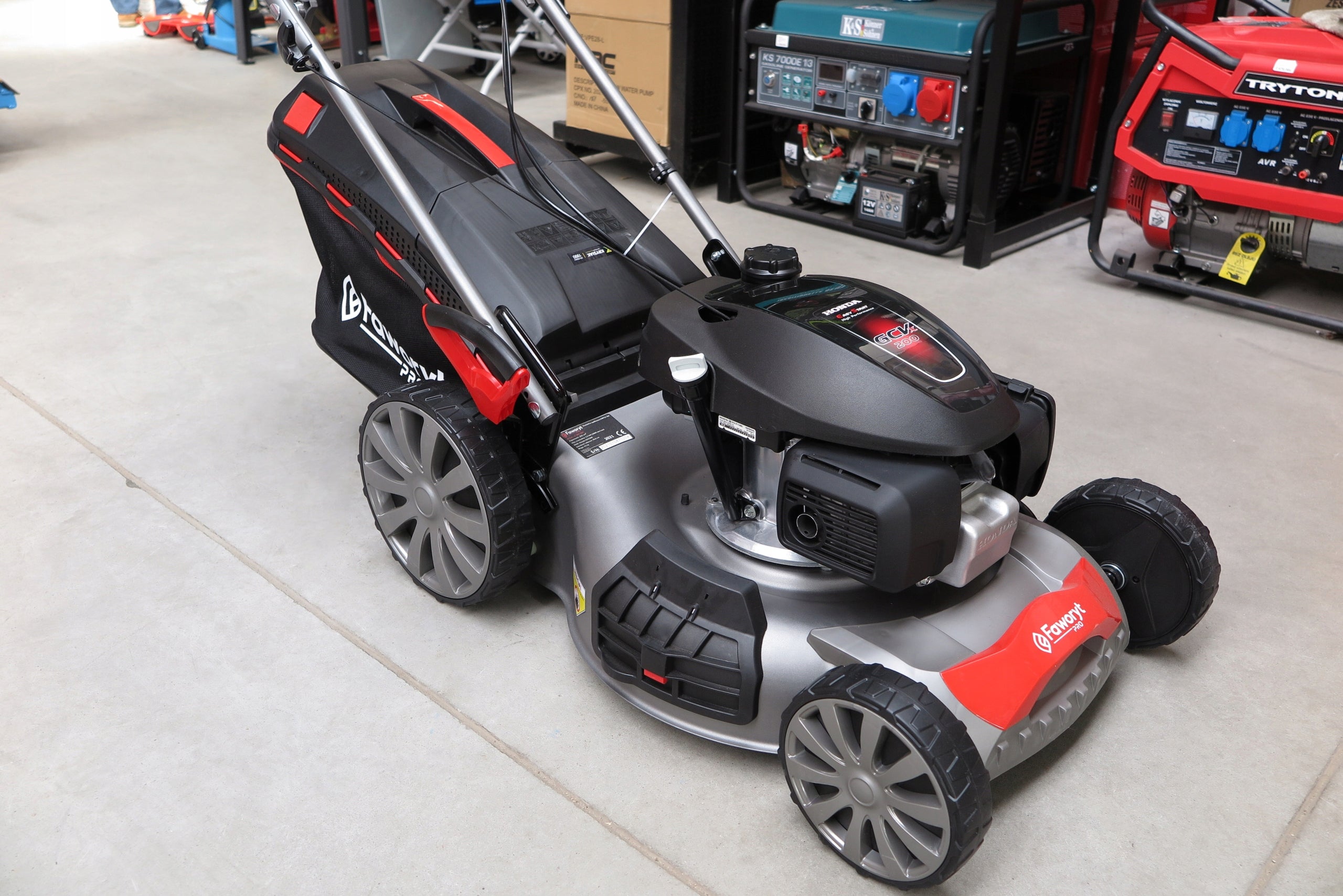 Diesel mower FAWORYT MP51SH 5,3HP HONDA 51cm Engine displacement 202 cm³