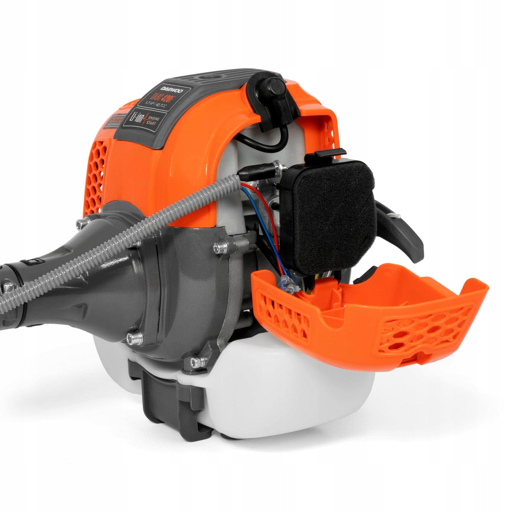 Diesel scythe DAEWOO DABC 420E with BATTERY and ELECTRIC START Internal combustion engine power 1.7 KM