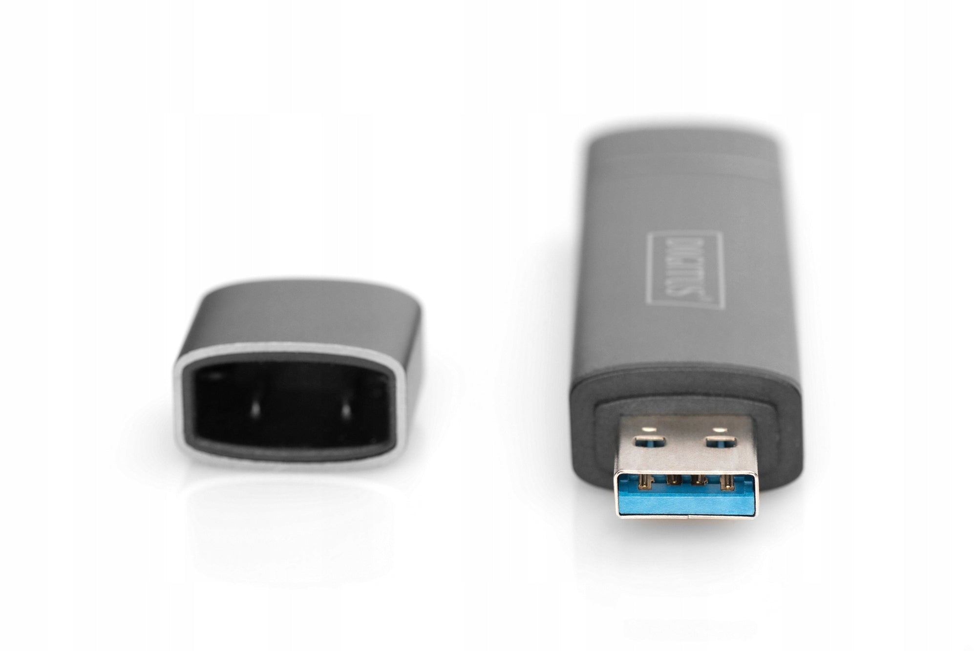 Digitus DA-70886 memory card reader Packaging status original