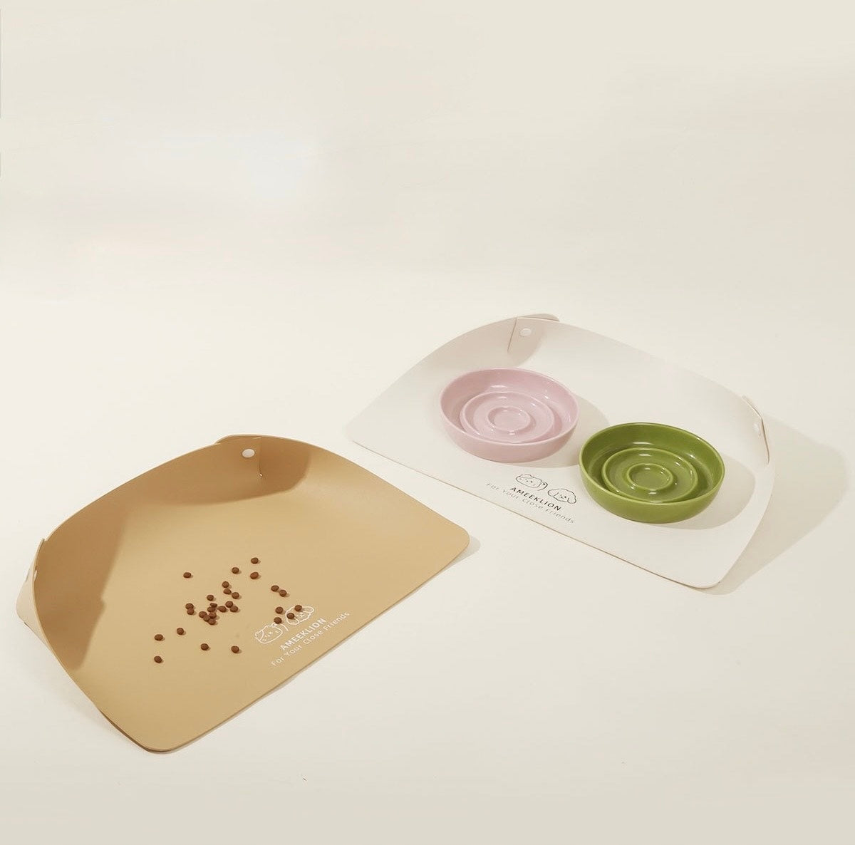 Dog and Cat Bowl Pad - Waterproof, Easy to Clean! Material other material