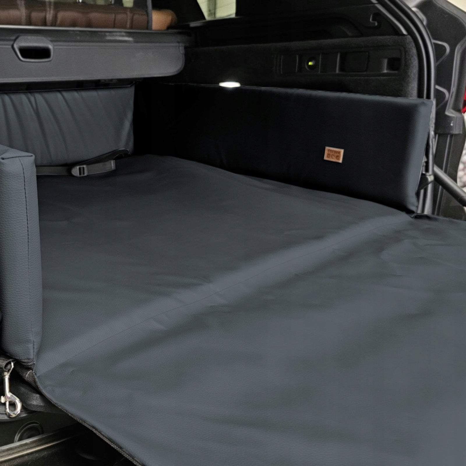 Dog mat for car BED FOR TRUNK bed ECOSKIN 110x90 L Kind mat