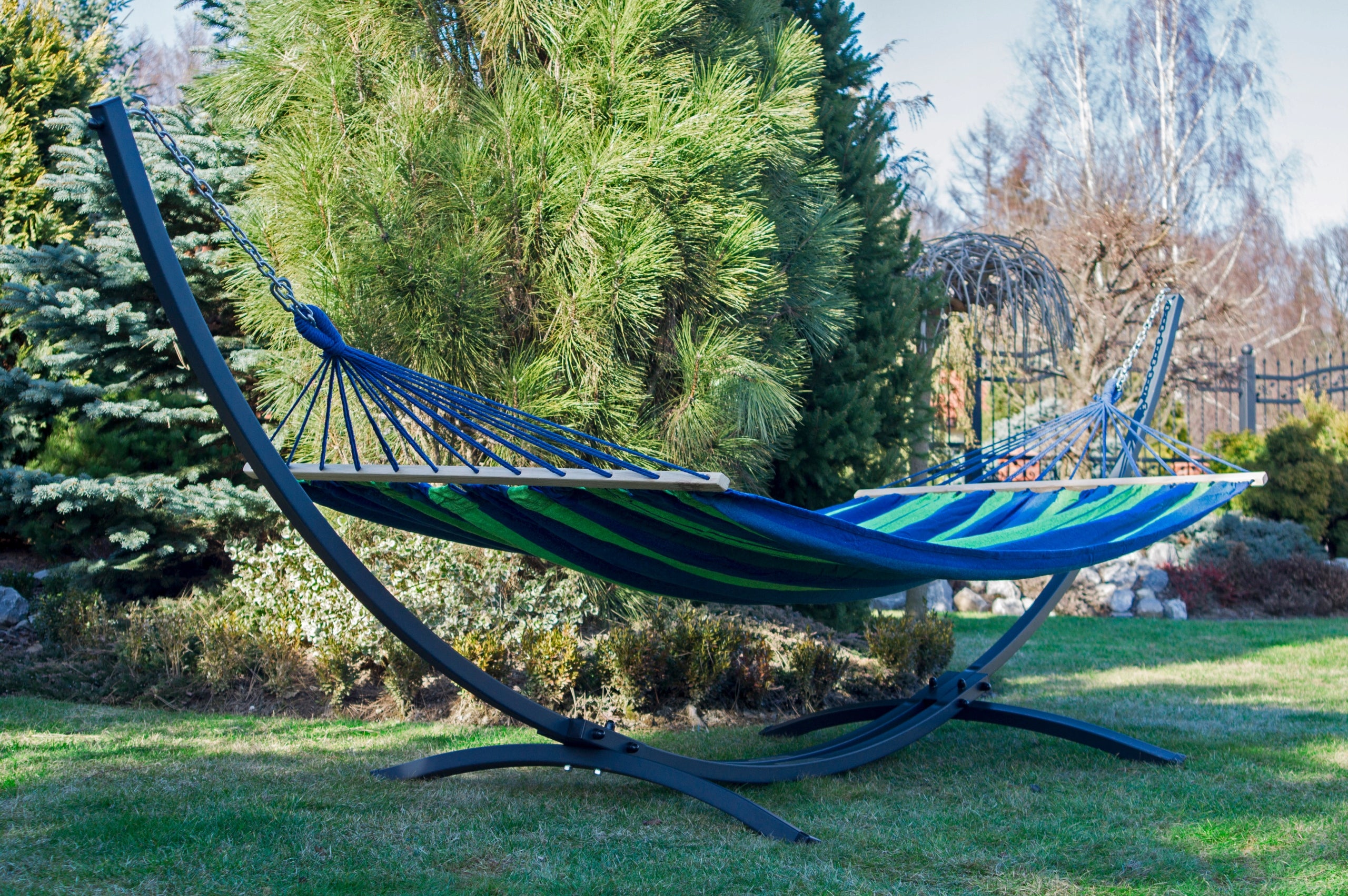 Double garden hammock ACADIA 220x160 green with crossbars POTENZA Model Acadia XL zielony z poprzeczkami