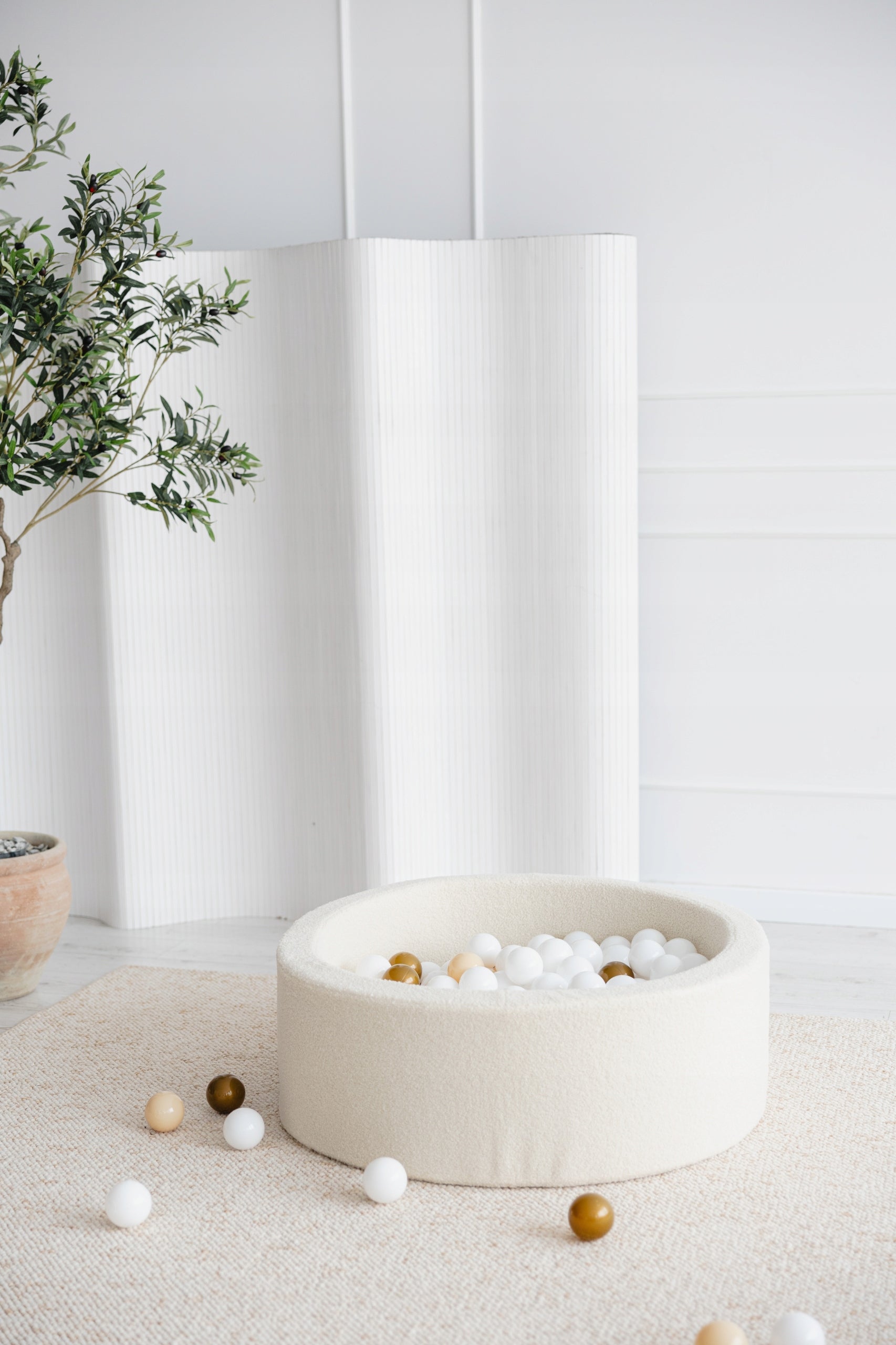 Dry pool with balls 30x90 Boucle cream + 200 balls- ANY MIX Manufacturer code 30boucle-cream/200