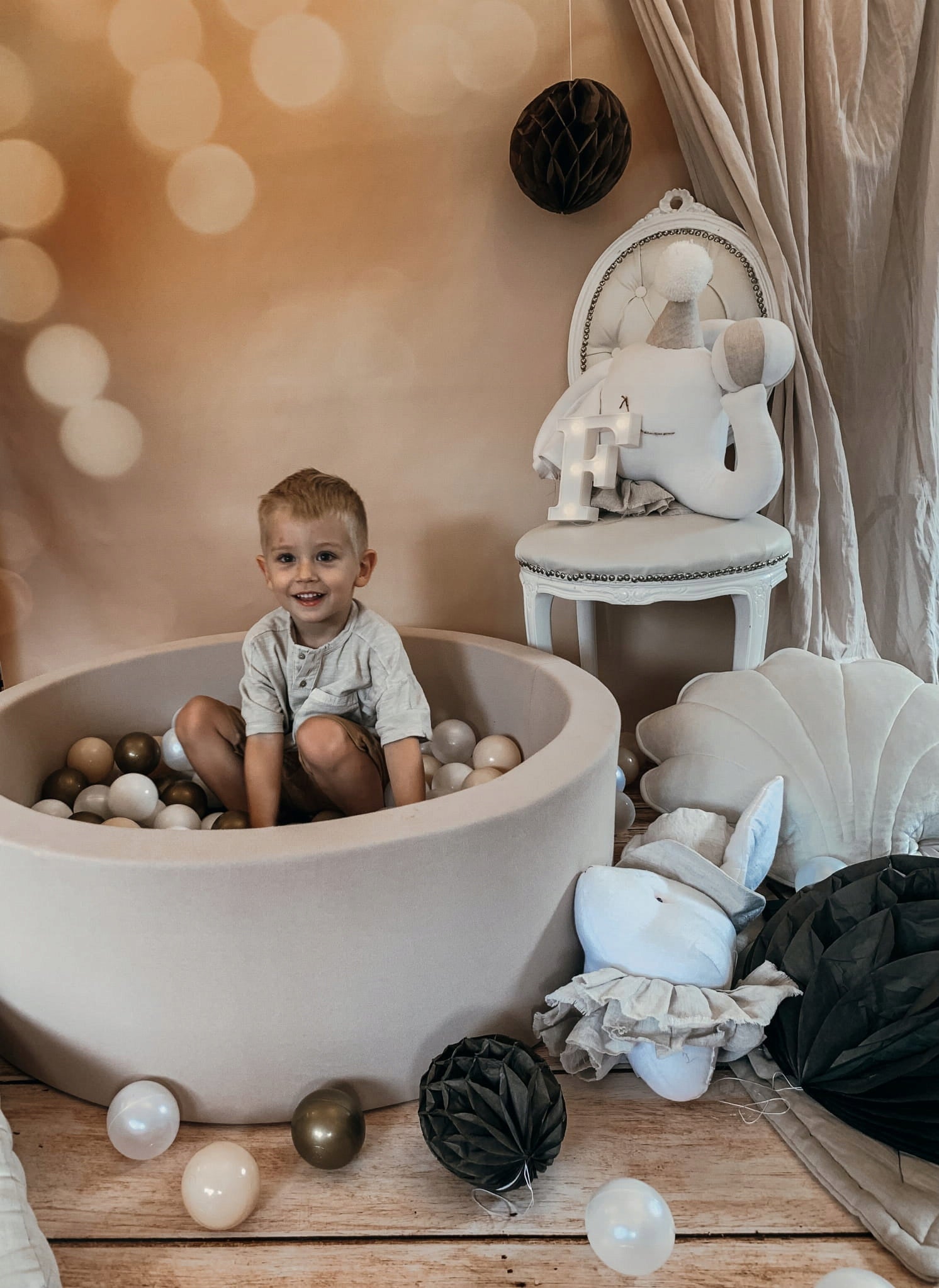 Dry pool with balls 40x90 Blue 300pcs - ANY MIX Character/Title none