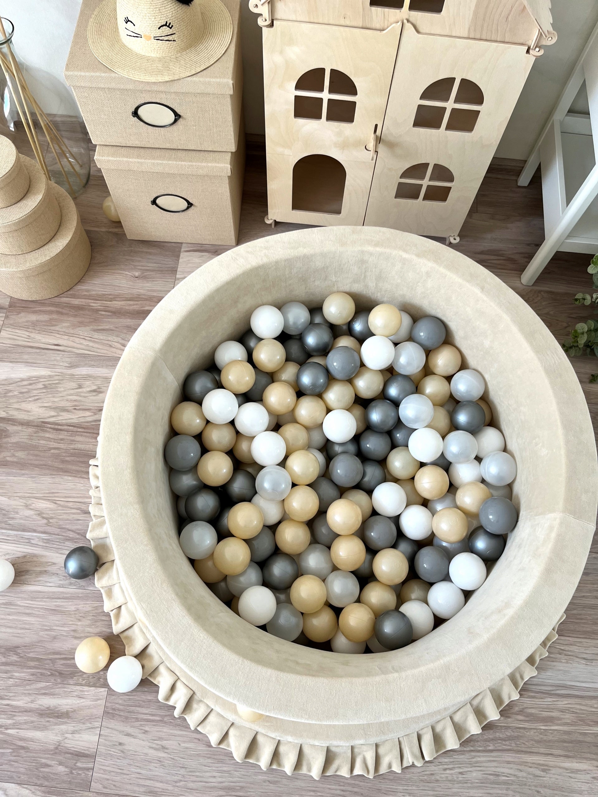 Dry pool with balls 40x90 Velvet Cream 200 balls - ANY MIX Product width 90 cm