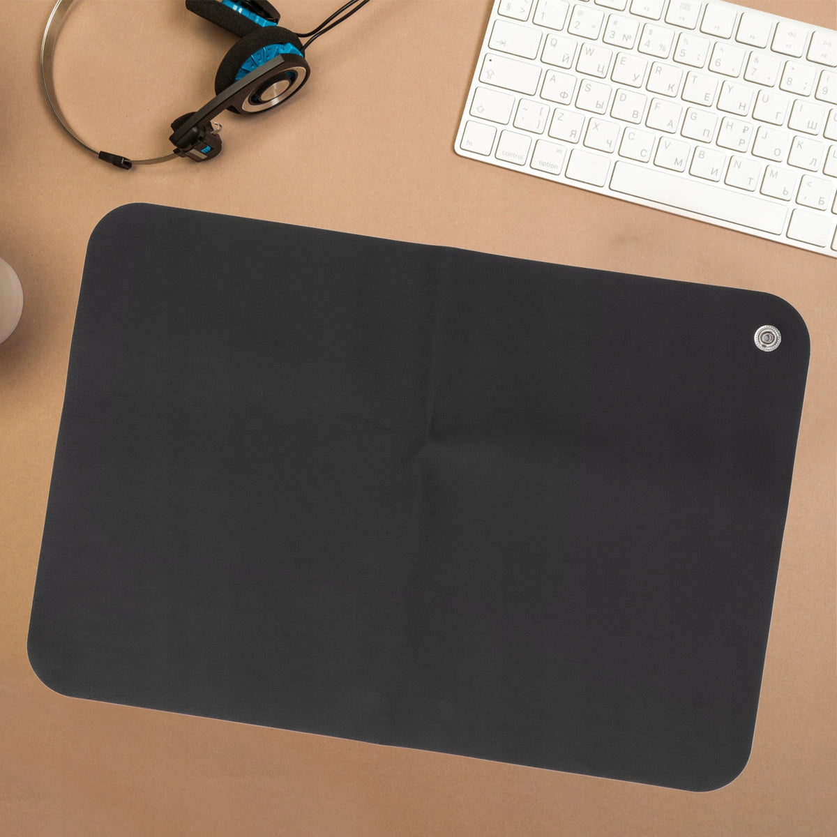 EARTHING MAT ANIONIC STRESS REDUCTION 275X400MM BLACK Color black