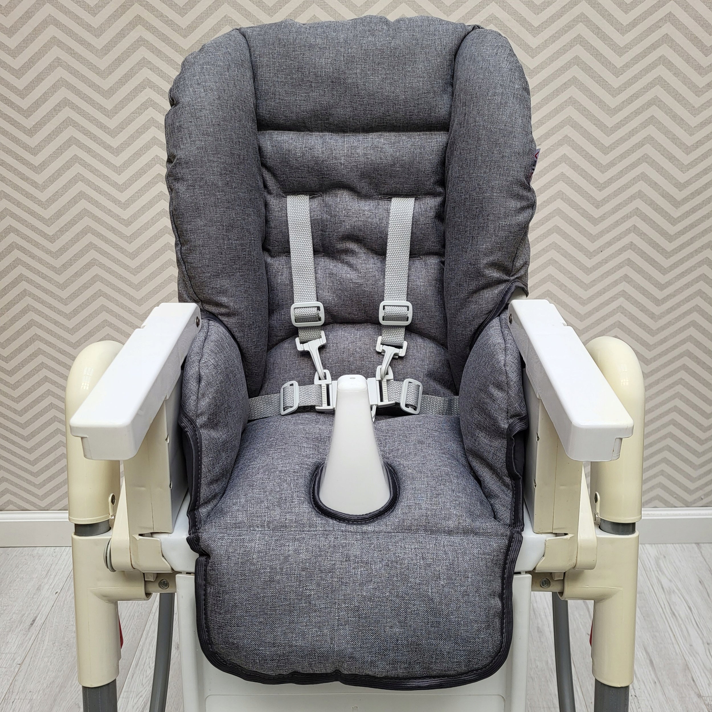 EDISA- PILLOW COVER FOR HIGH CHAIR WATERPROOF FABRIC Manufacturer code edisa2025