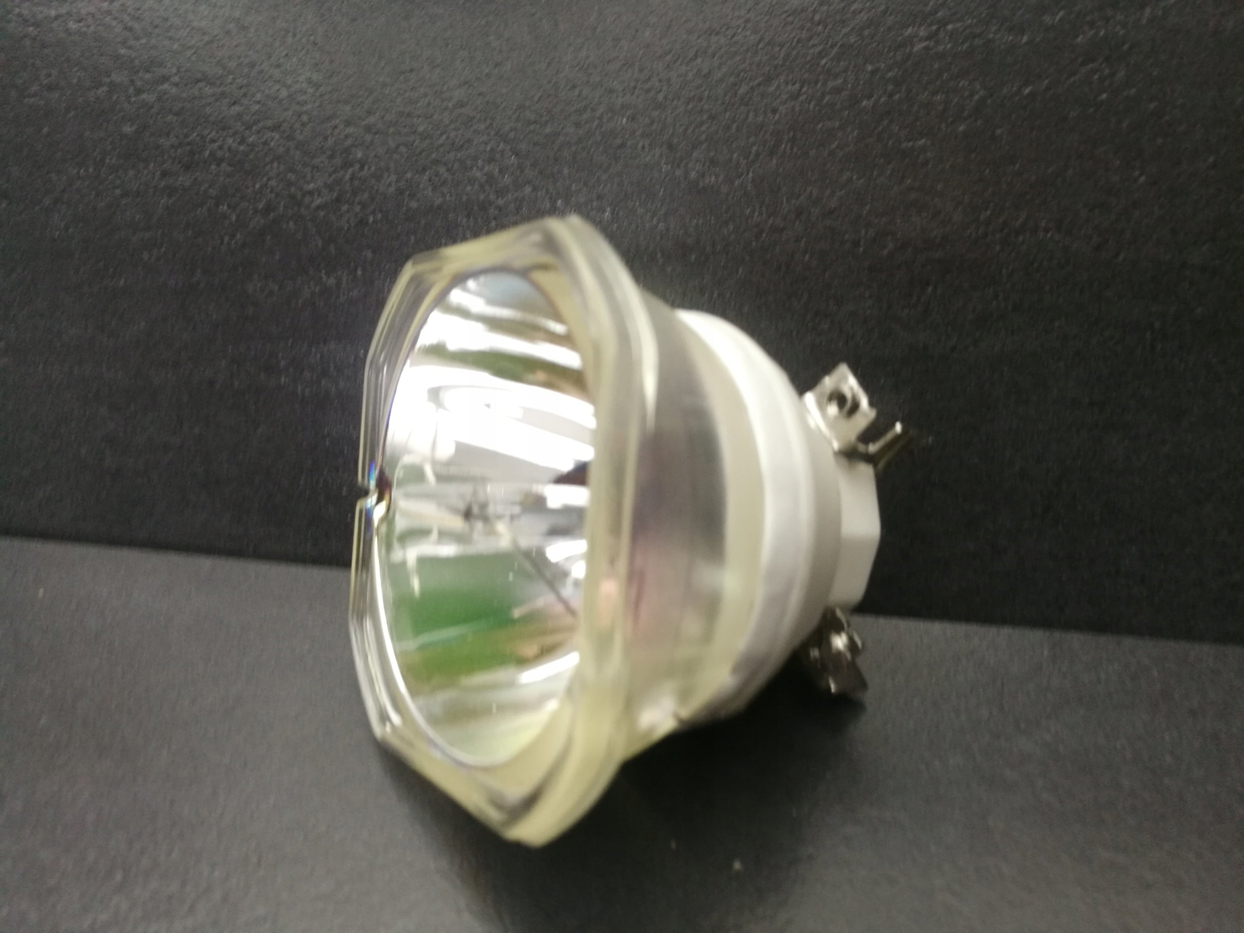 EH-TW9400W EH-TW9300 EH-TW8400 EH-TW7300 EH-TW7400 V13H010L89 ELPLP89 EAN (GTIN) 5904119196157