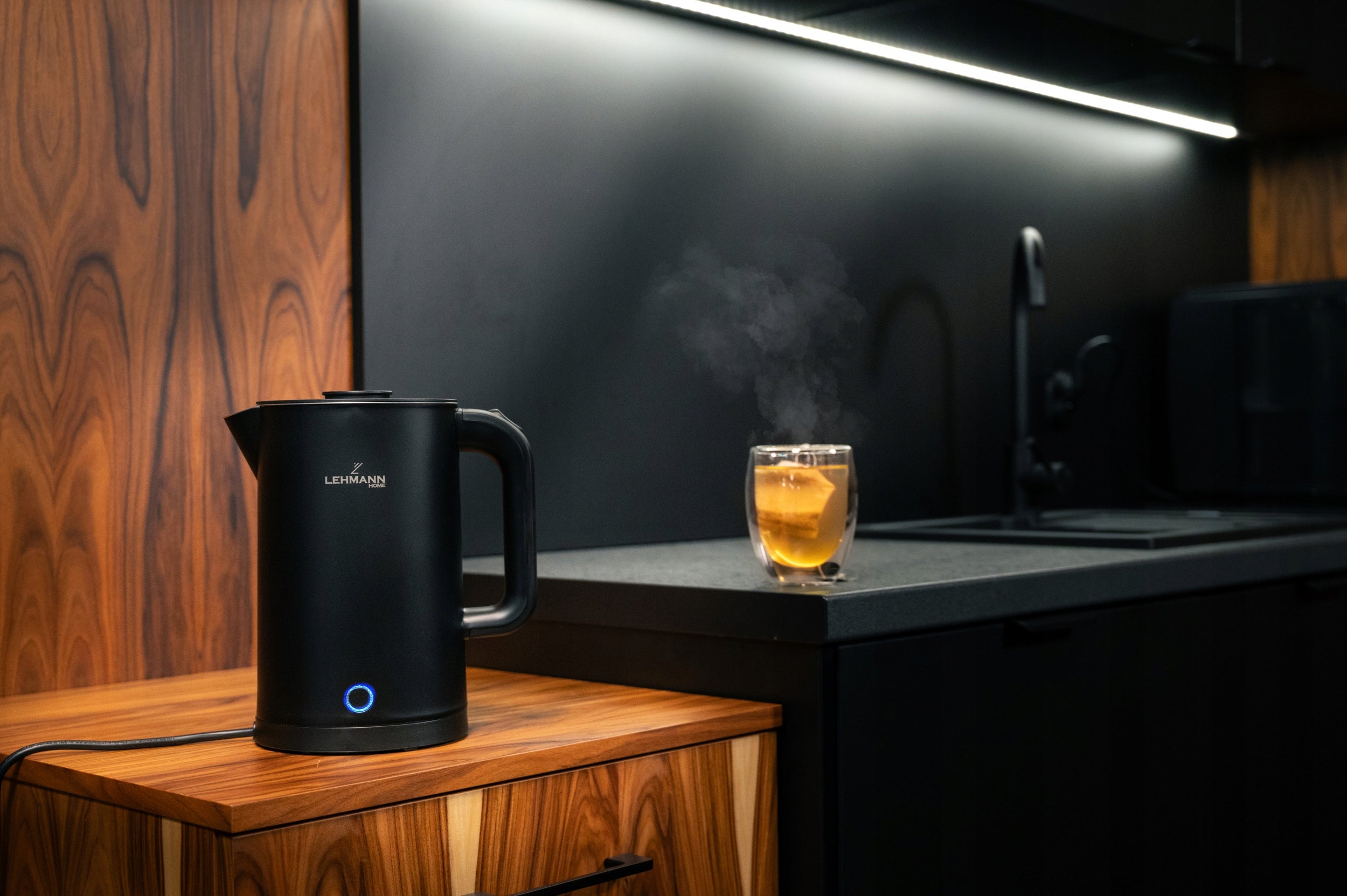 ELECTRIC KETTLE CORDLESS STRONG 2200W BLACK STEEL LARGE QUIET 1,7 Power 2200 W