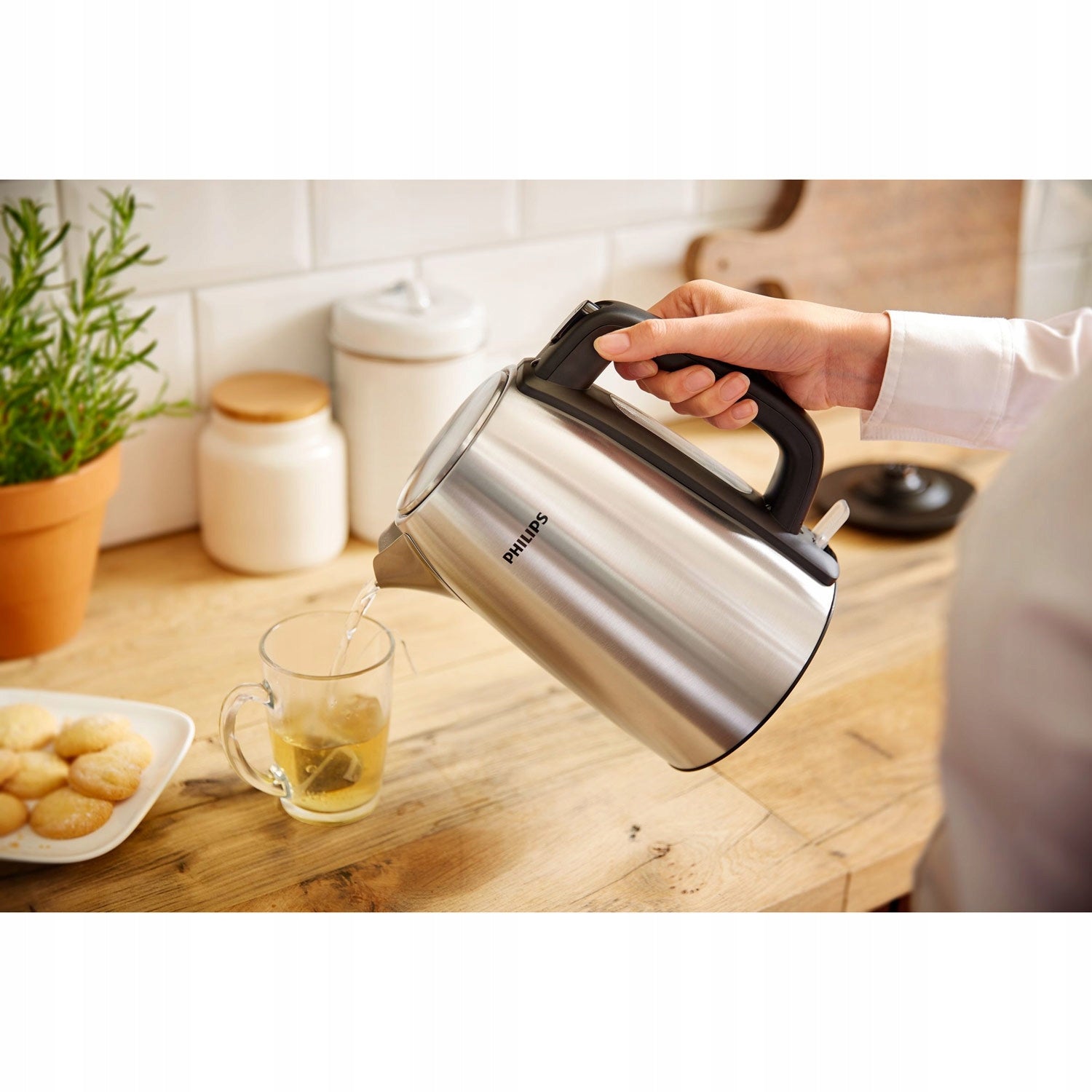 ELECTRIC KETTLE Philips 2200W SILVER Stainless Steel 1,7L Brand Philips