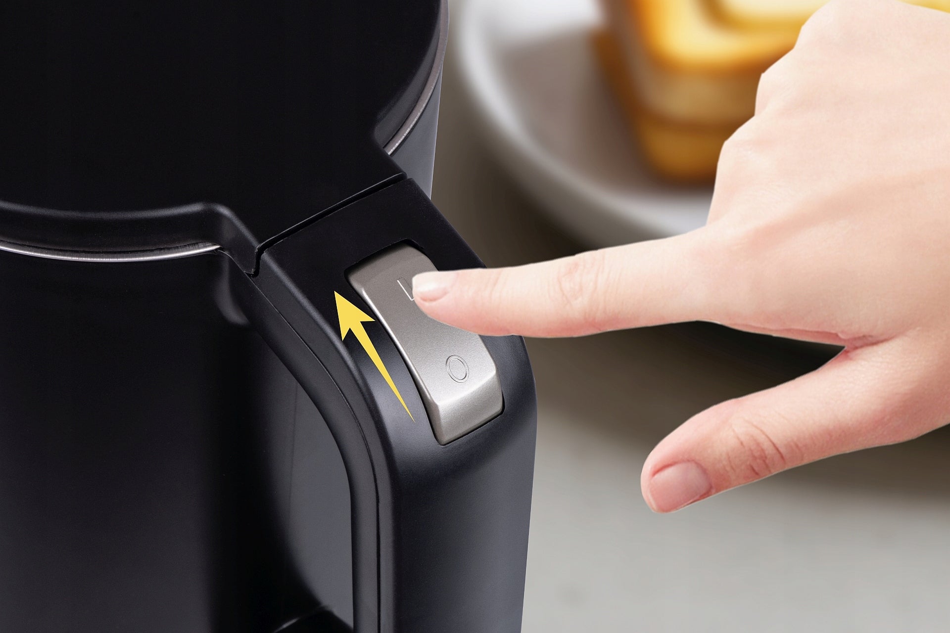 ELECTRIC KETTLE WIRELESS IDEAL Insulated QUIET ENERGY EFFICIENT 1,7 Power 1500 W