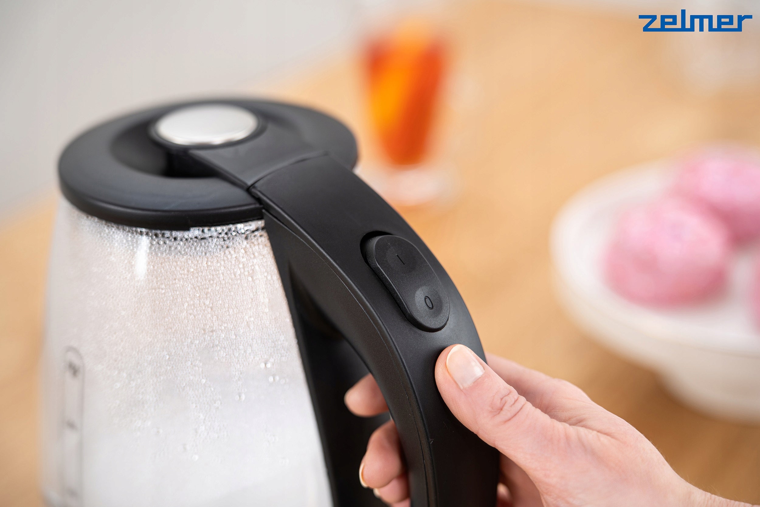 ELECTRIC KETTLE ZELMER GLASS STAINLESS STEEL BACKLIGHT LED 1,8L Capacity 1.8 l