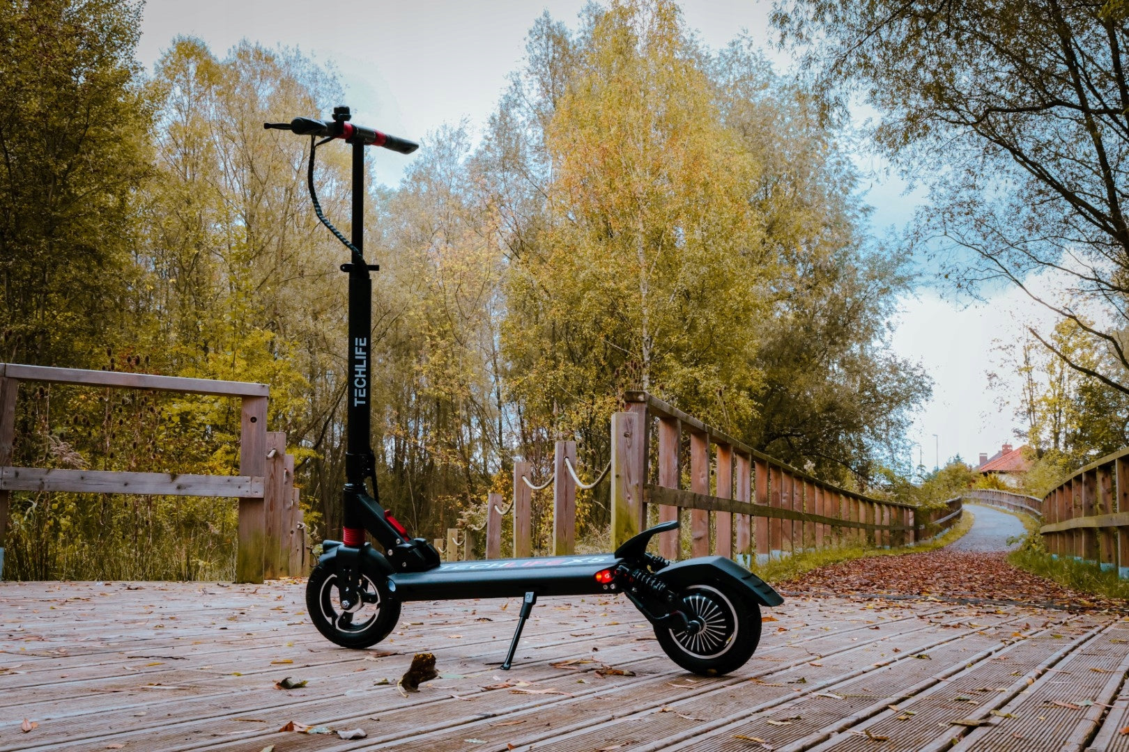 ELECTRIC SCOOTER LIGHTWEIGHT SMALL FOLDING gift for Communion TECHLIFE X5 V2 Engine power 350 W