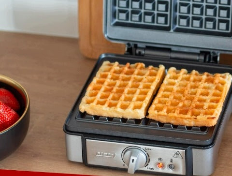 ELECTRIC WAFFLE IRON 1400W 2 WAFFLES TEMPERATURE CONTROL DEEP PLATES Manufacturer code GOFROWNICA2