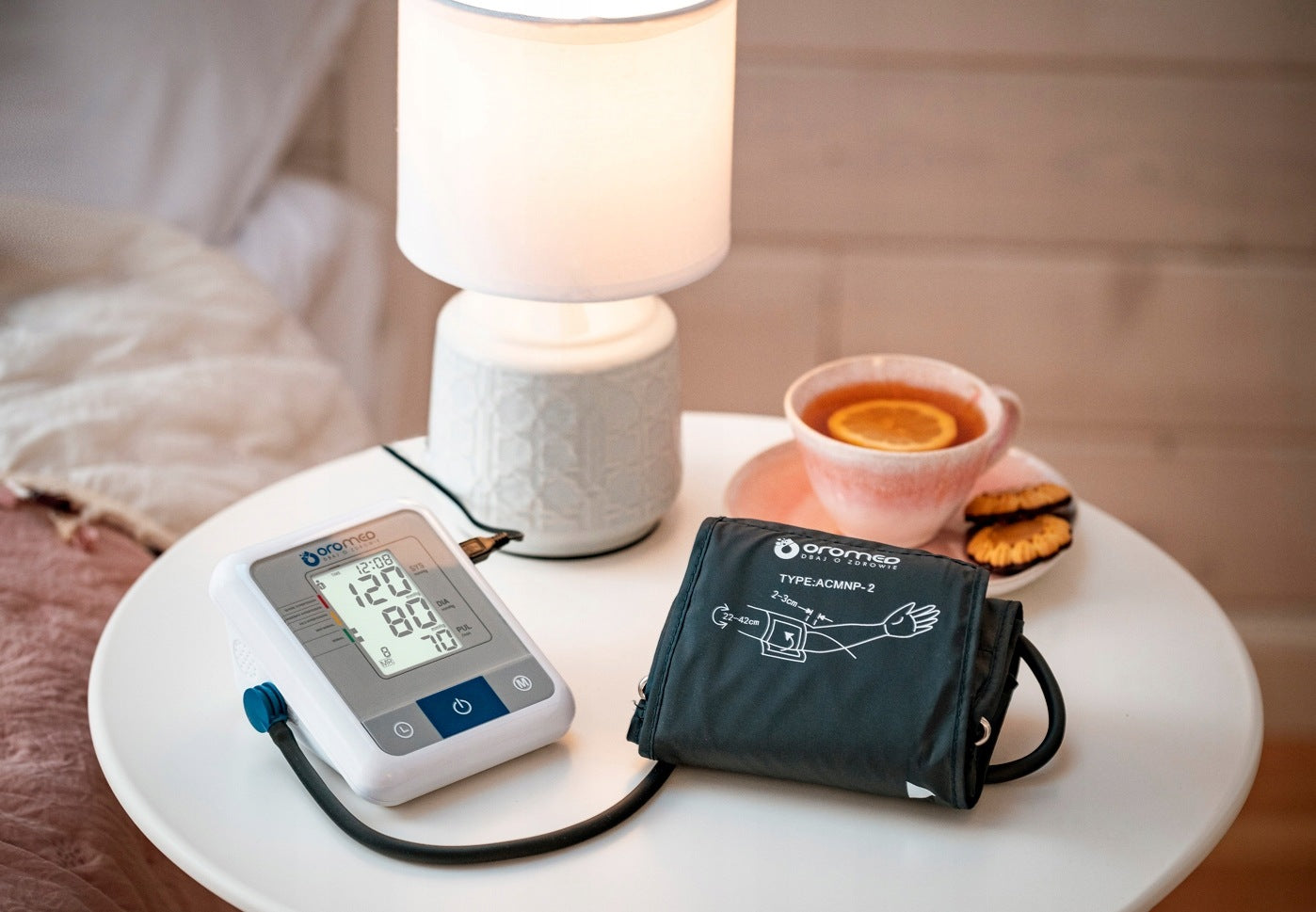 ELECTRONIC SHOULDER BLOOD PRESSURE MONITOR USB ARRHYTHMIA LCD CUFF OROMED N1 Medical device yes