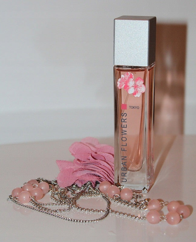 Eau de toilette Urban Flowers Tokyo Avon 30 ml Brand Avon