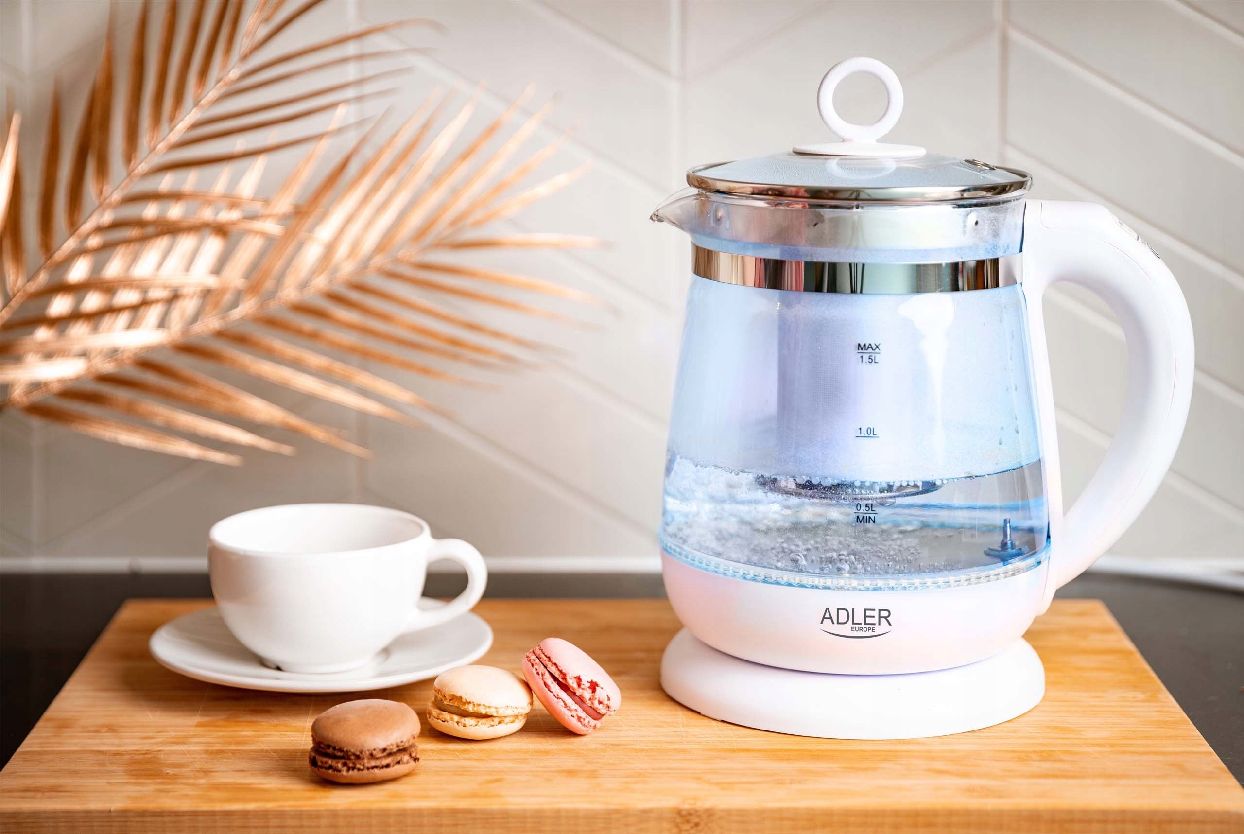 Electric Kettle Glass Temperature Control LED Infuser 1,5 L 2200W Capacity 1.5 l